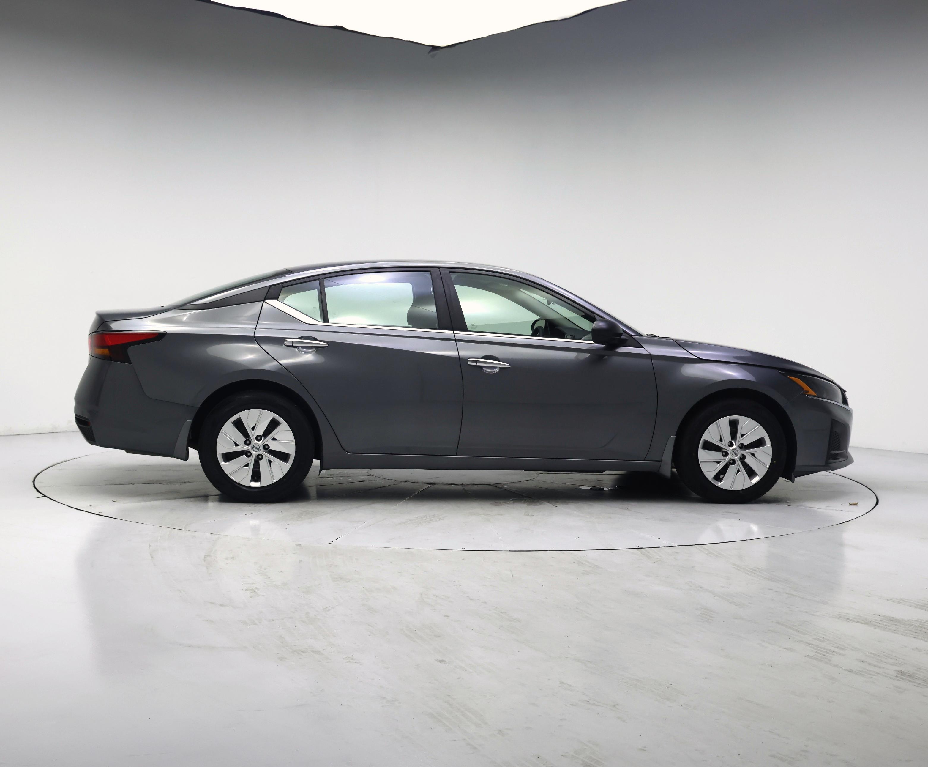 Thumbnail: 2024 Nissan Altima - 7