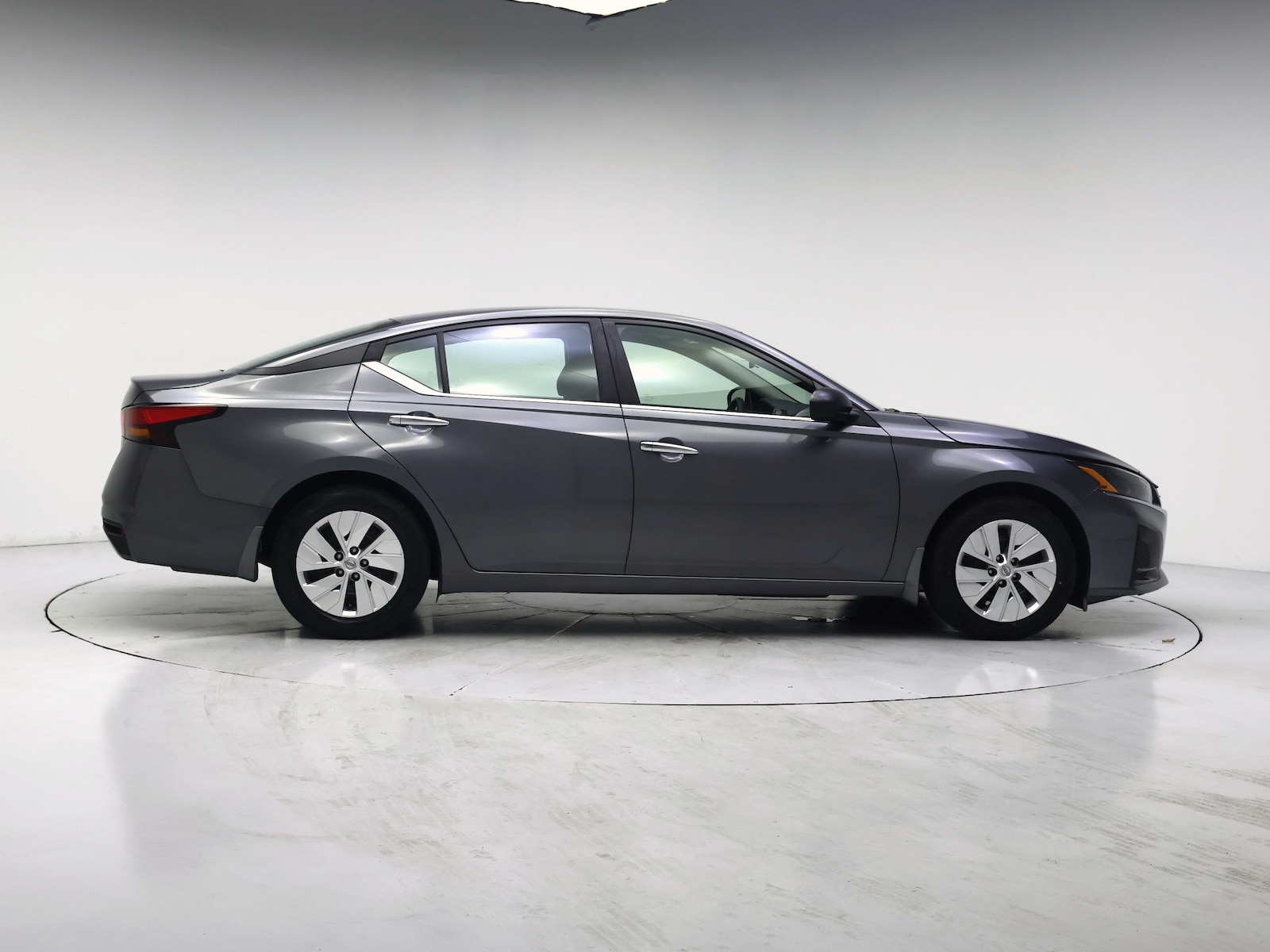 2024 Nissan Altima S - Photo 8
