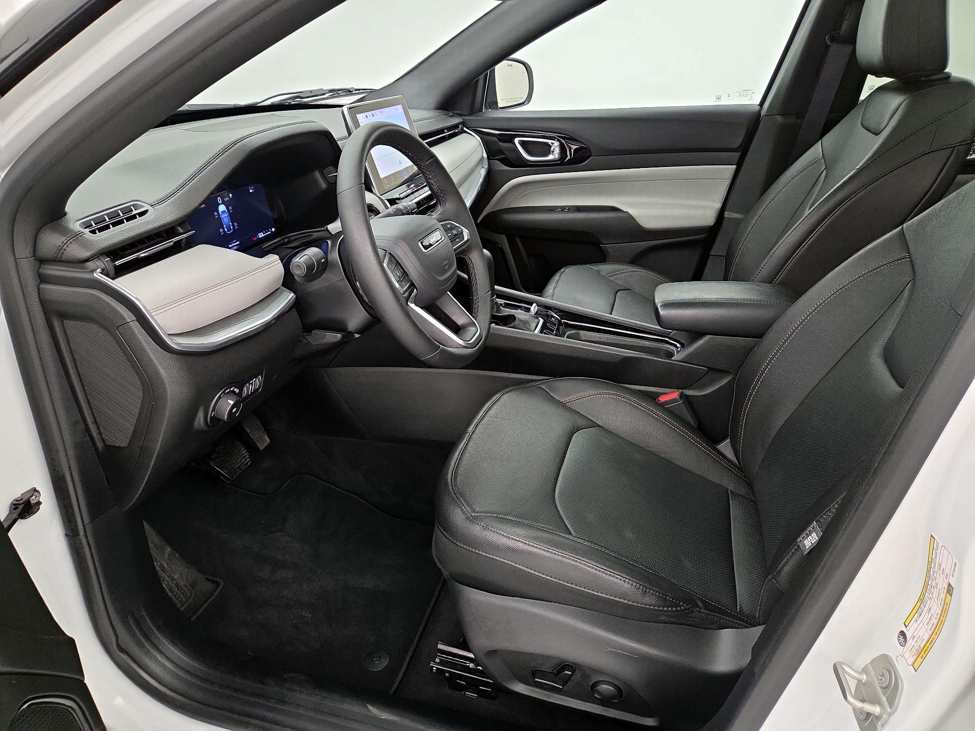 Thumbnail: 2024 Jeep Compass - 11