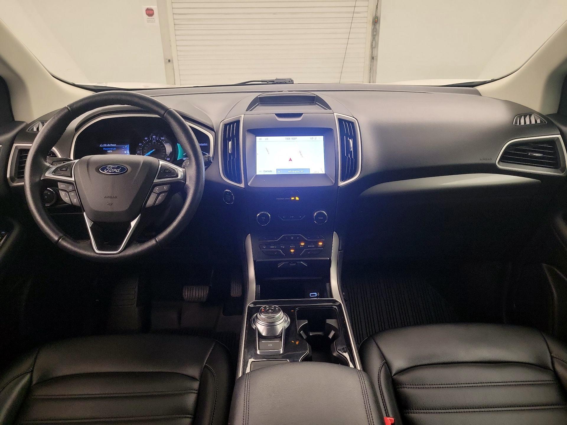 Thumbnail: 2020 Ford Edge - 9