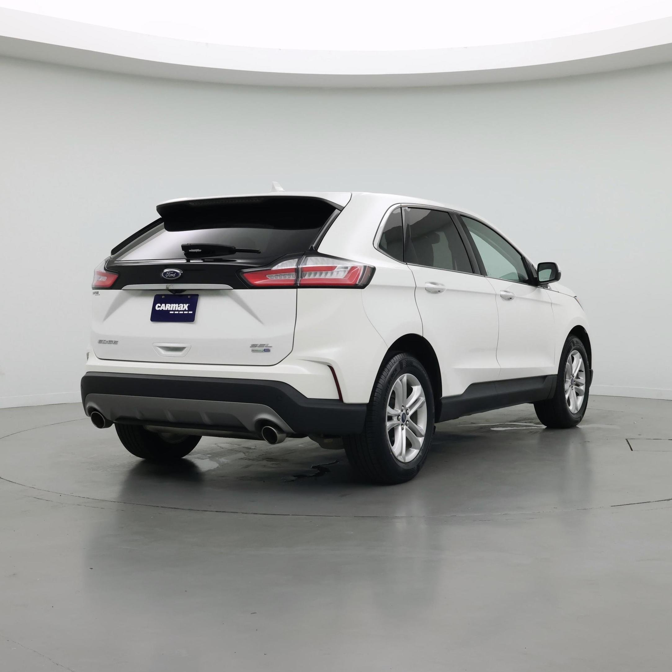 Thumbnail: 2020 Ford Edge - 8