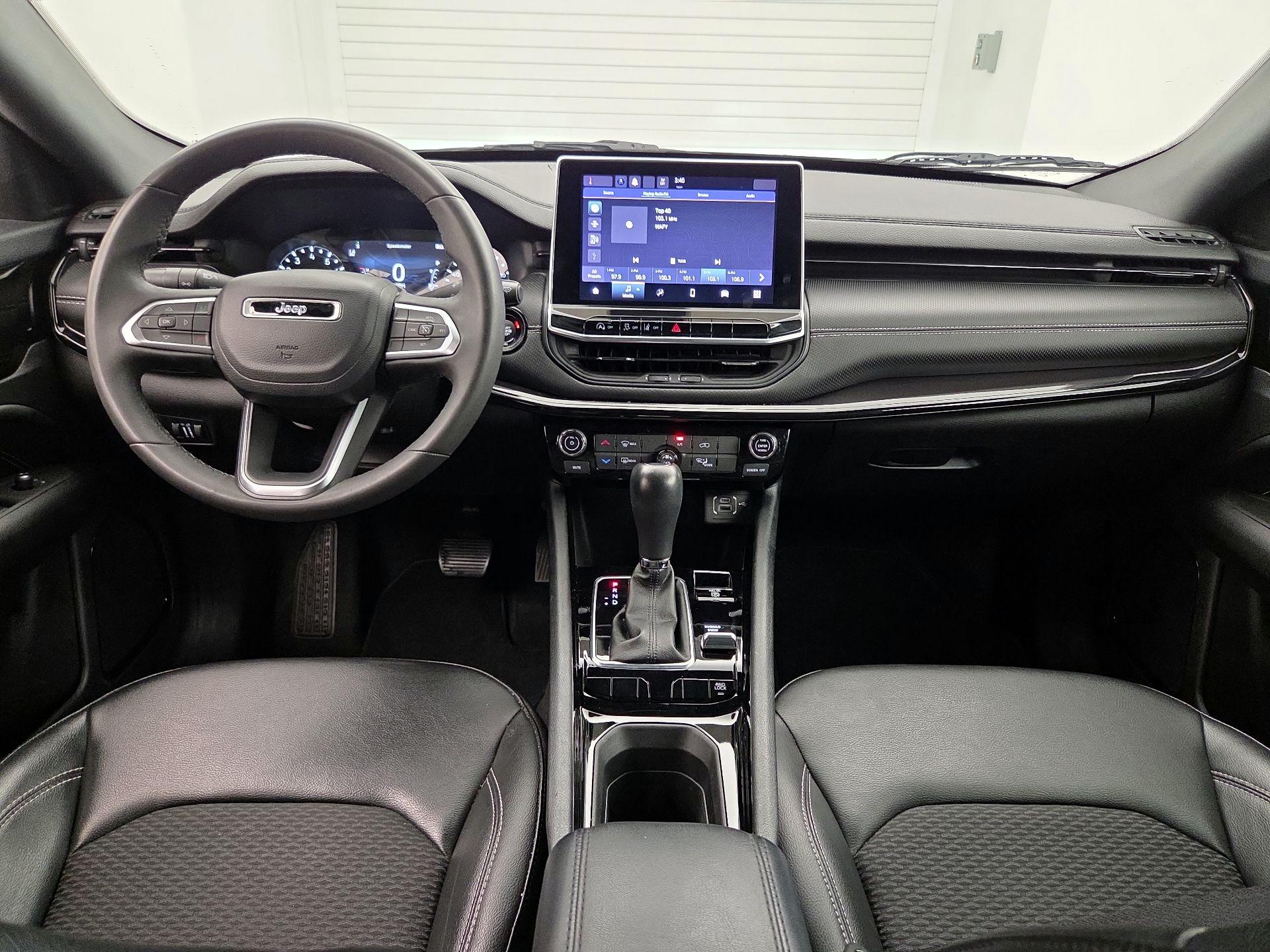 Thumbnail: 2023 Jeep Compass - 9