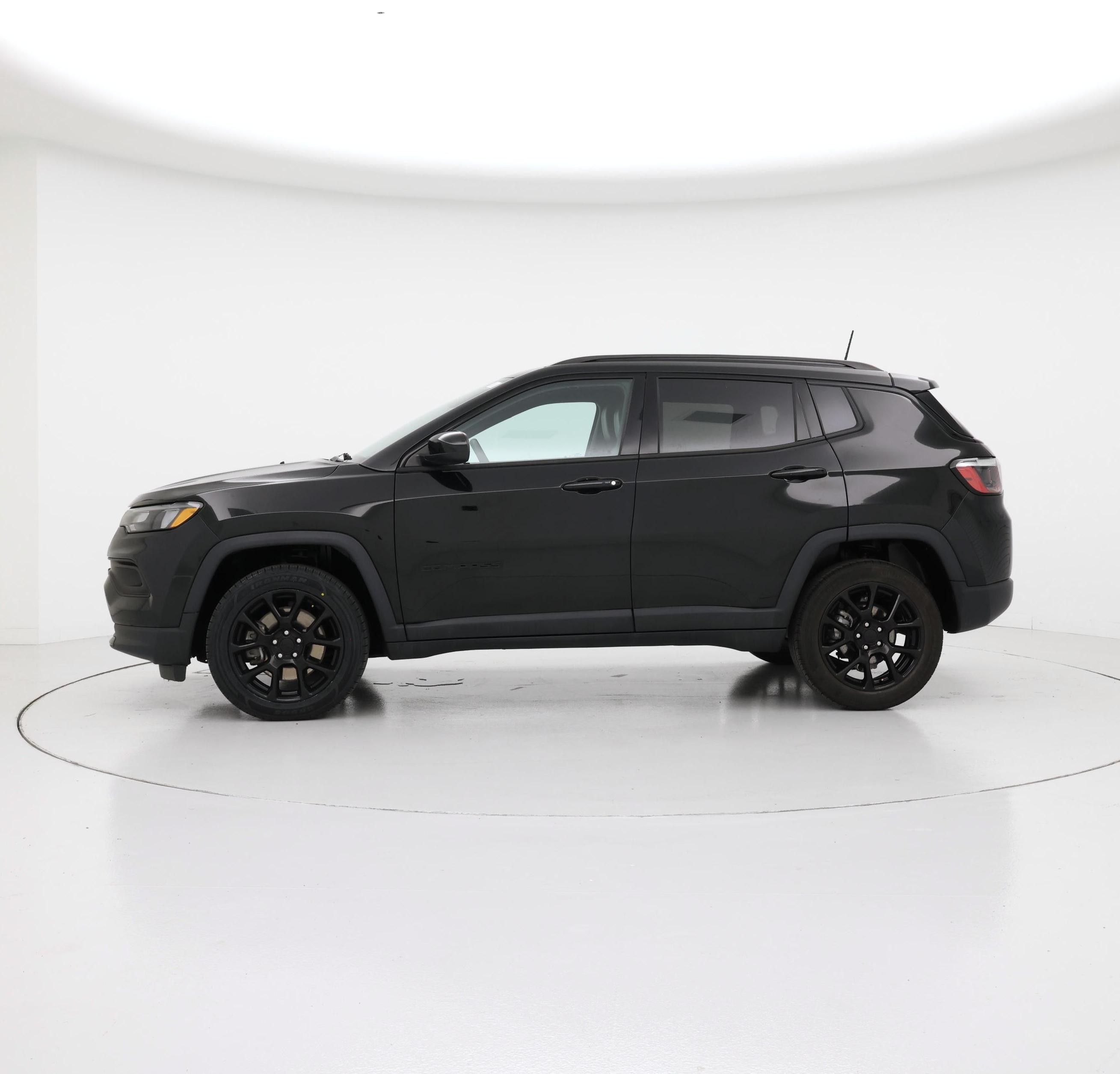 Thumbnail: 2023 Jeep Compass - 3