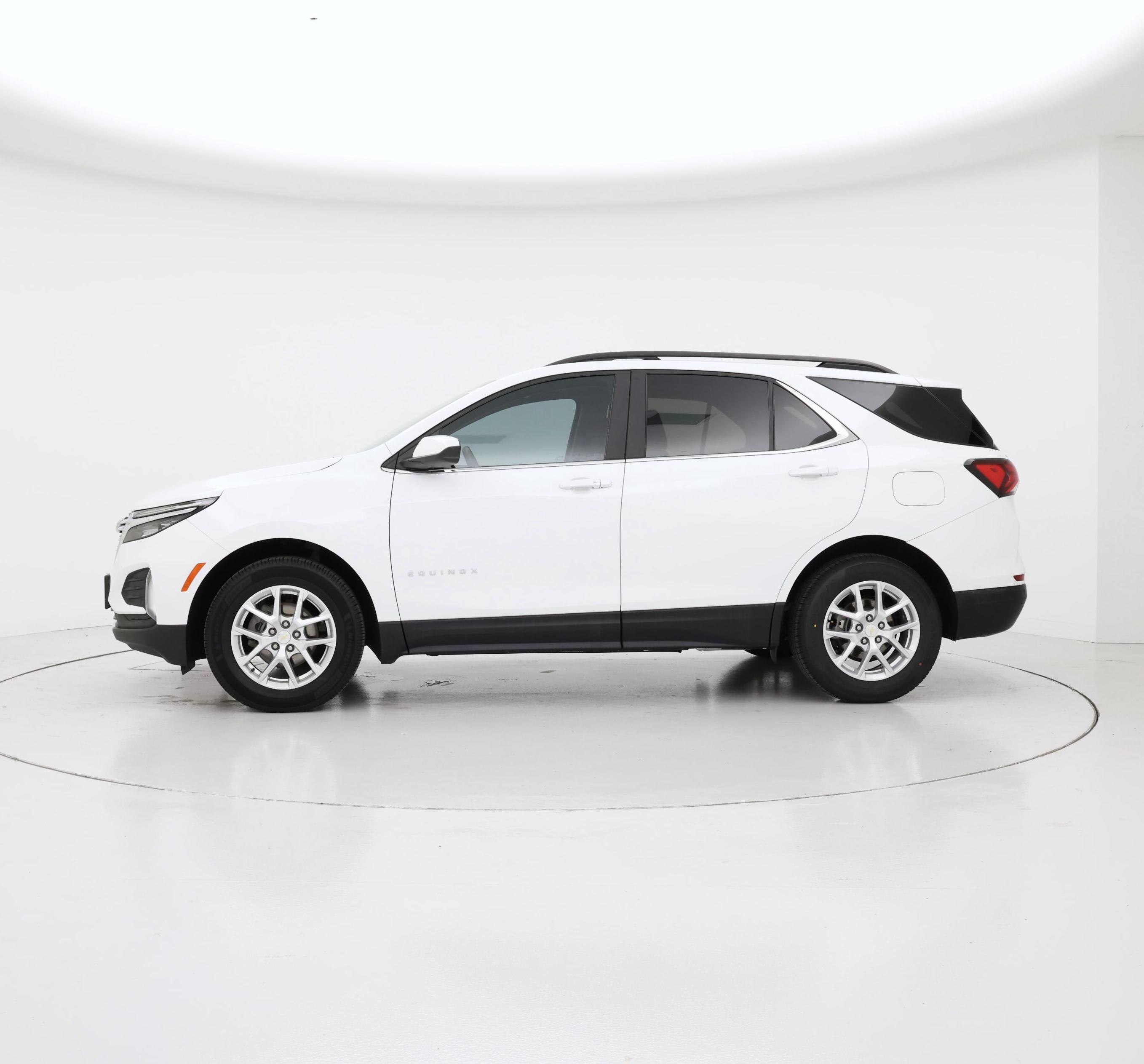 Thumbnail: 2023 Chevrolet Equinox - 3