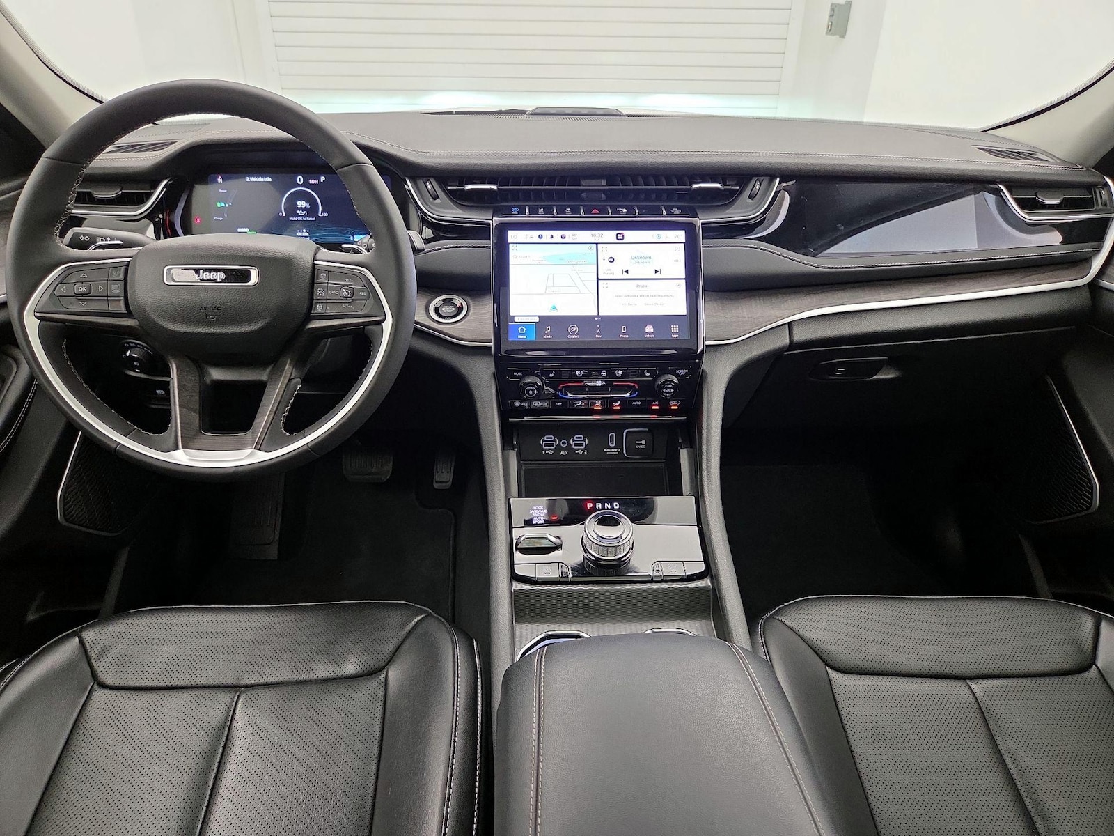 2023 Jeep Grand Cherokee 30th Anniversary 4xe - Photo 10