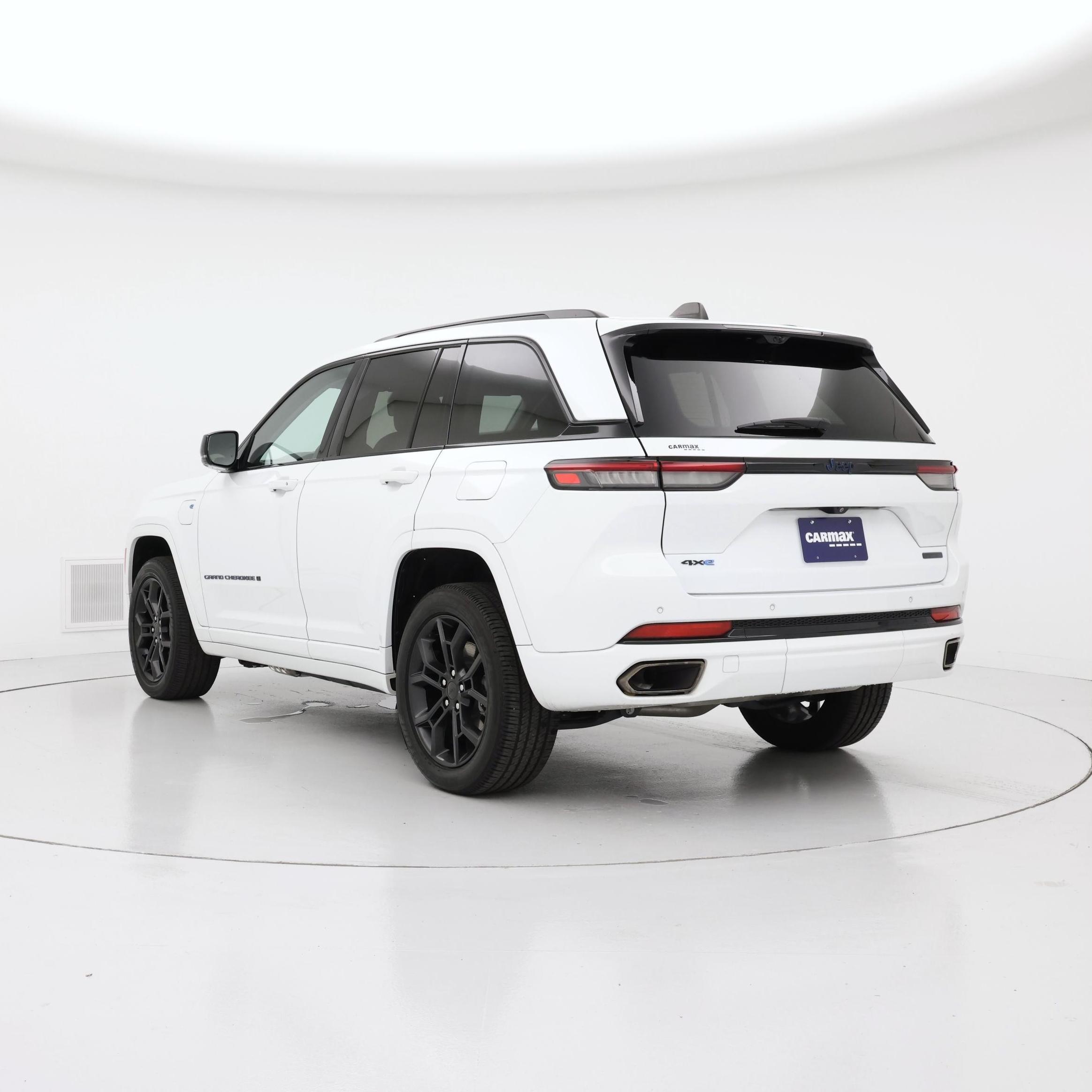 Thumbnail: 2023 Jeep Grand Cherokee - 2