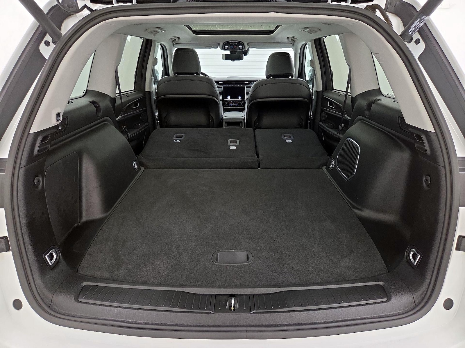 2023 Jeep Grand Cherokee 30th Anniversary 4xe - Photo 24