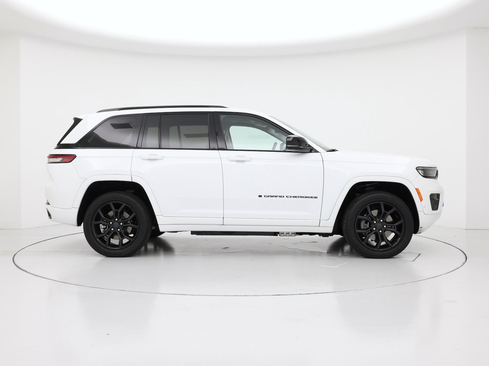 2023 Jeep Grand Cherokee 30th Anniversary 4xe - Photo 8