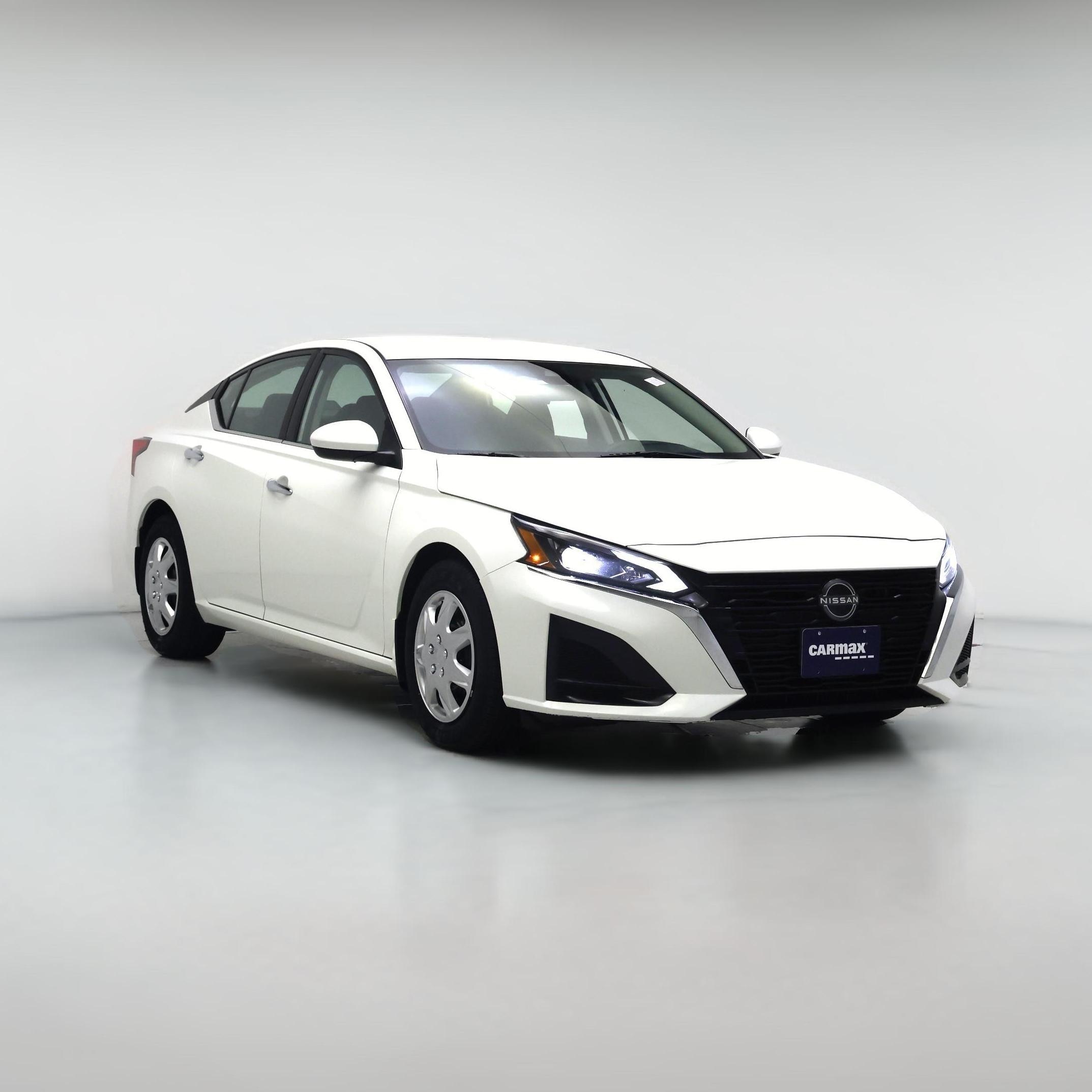 Thumbnail: 2023 Nissan Altima - 1