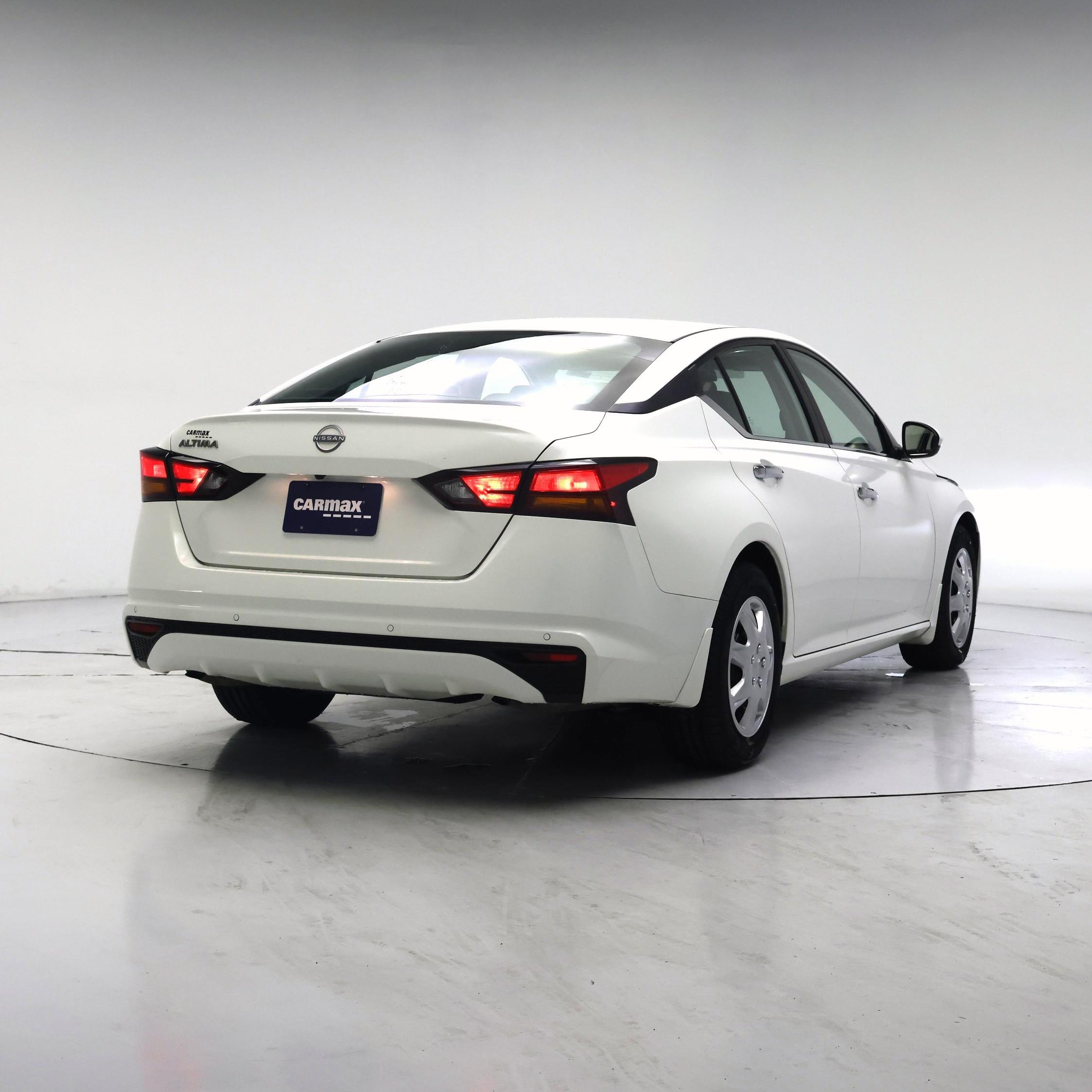 Thumbnail: 2023 Nissan Altima - 8