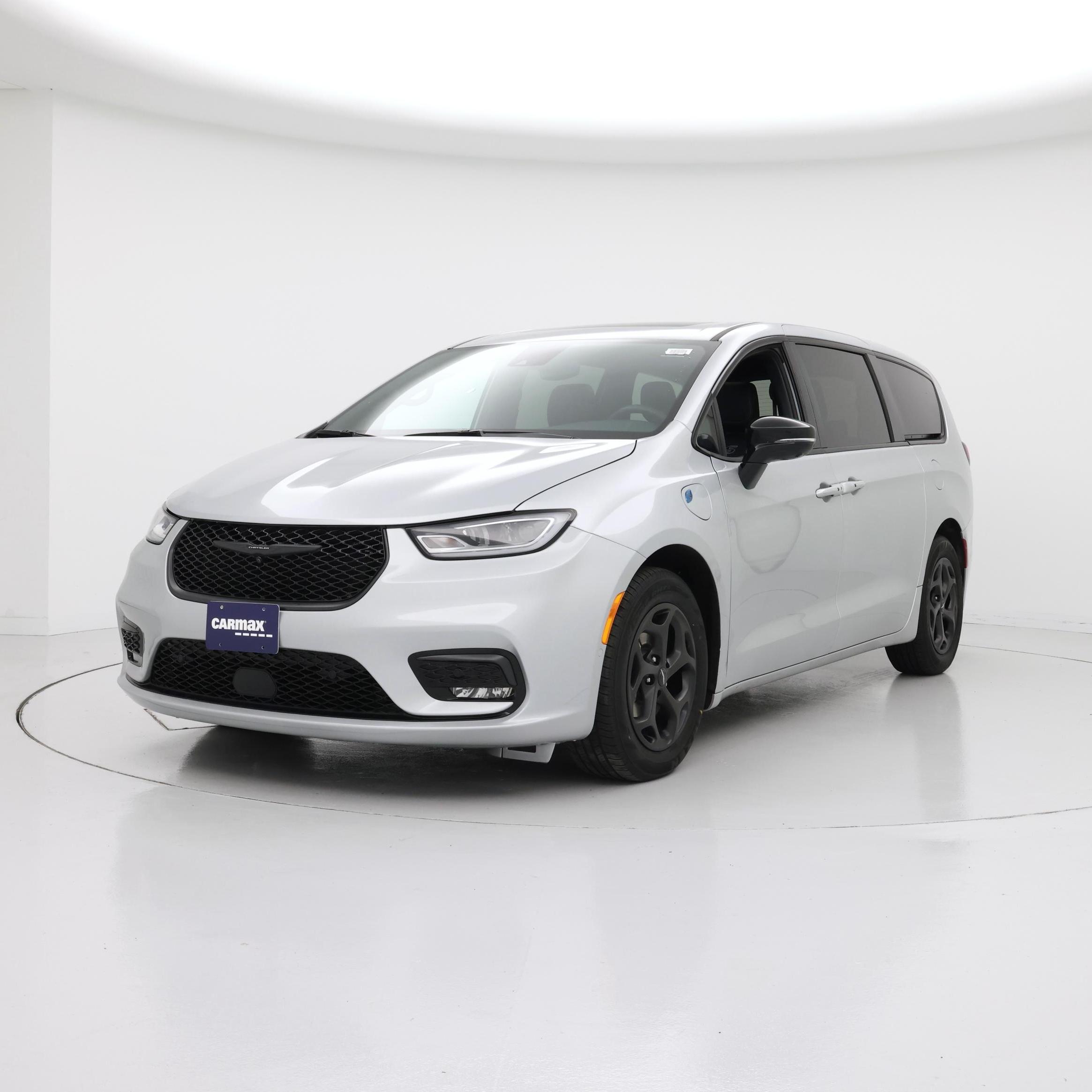 Thumbnail: 2023 Chrysler Pacifica - 4