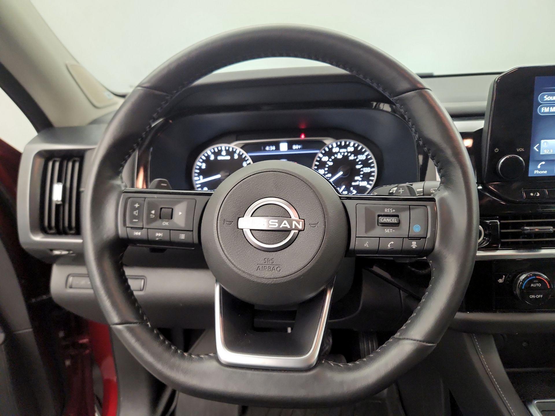 Thumbnail: 2023 Nissan Pathfinder - 10