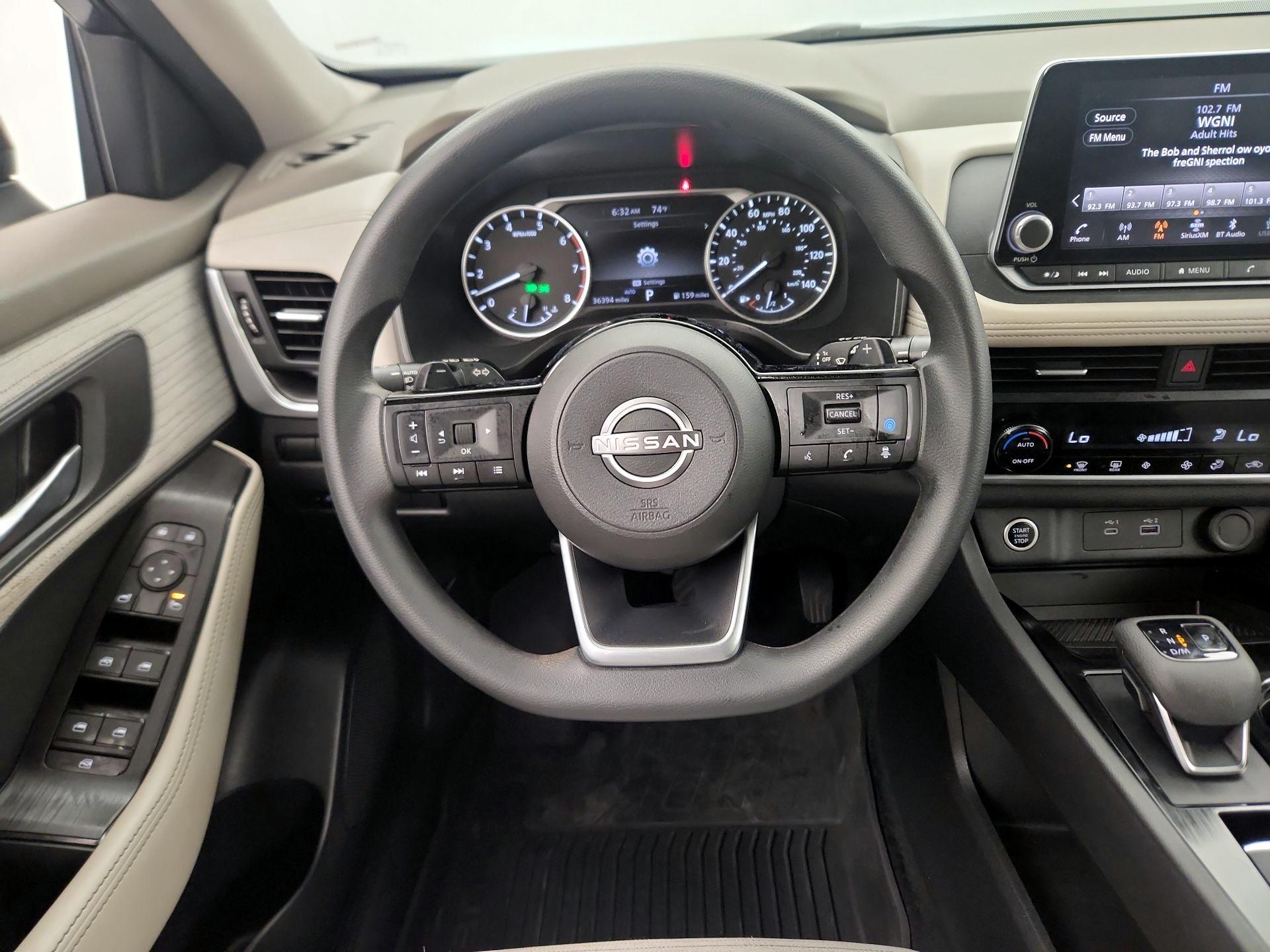 Thumbnail: 2023 Nissan Rogue - 10