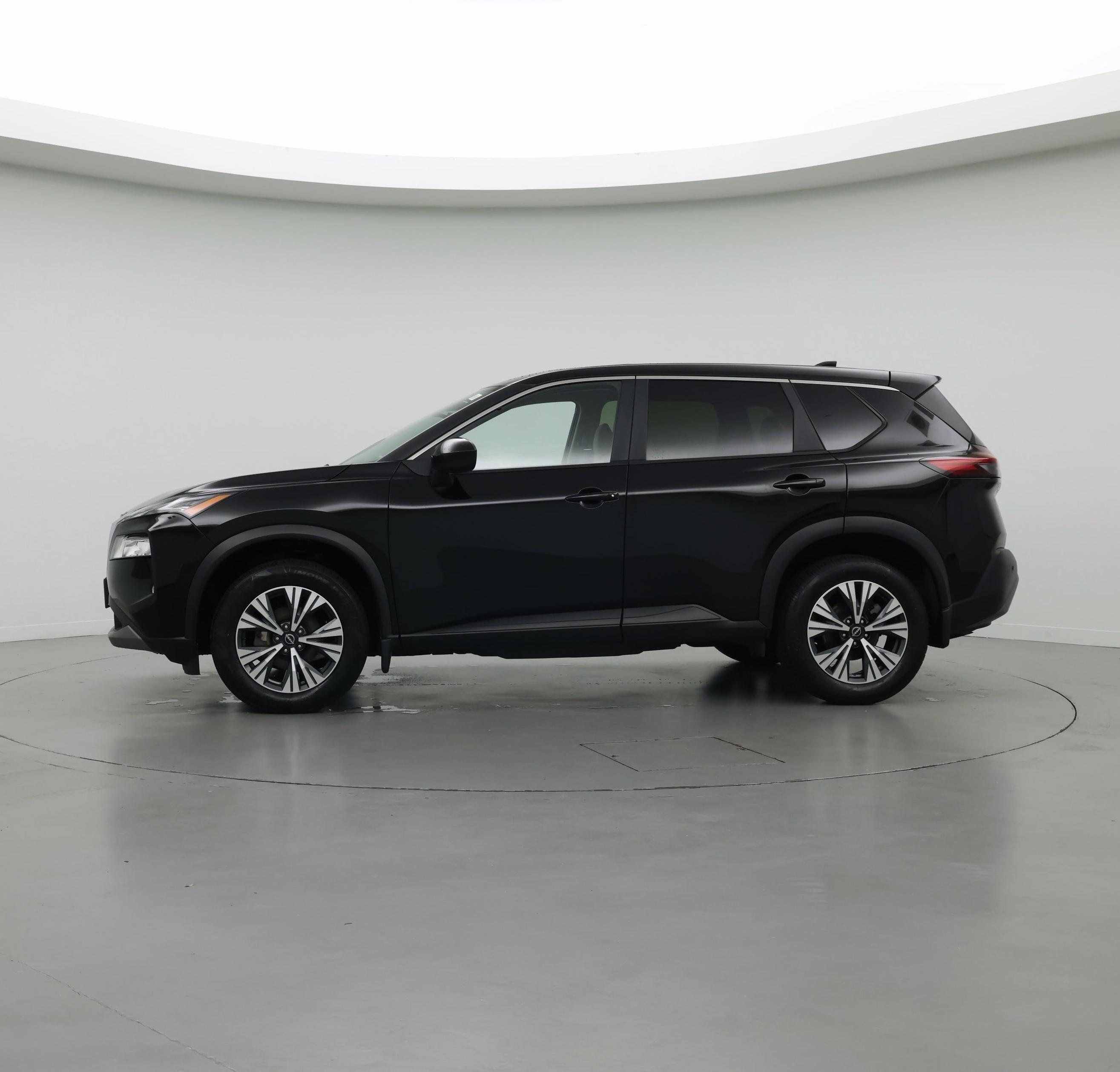 Thumbnail: 2023 Nissan Rogue - 3