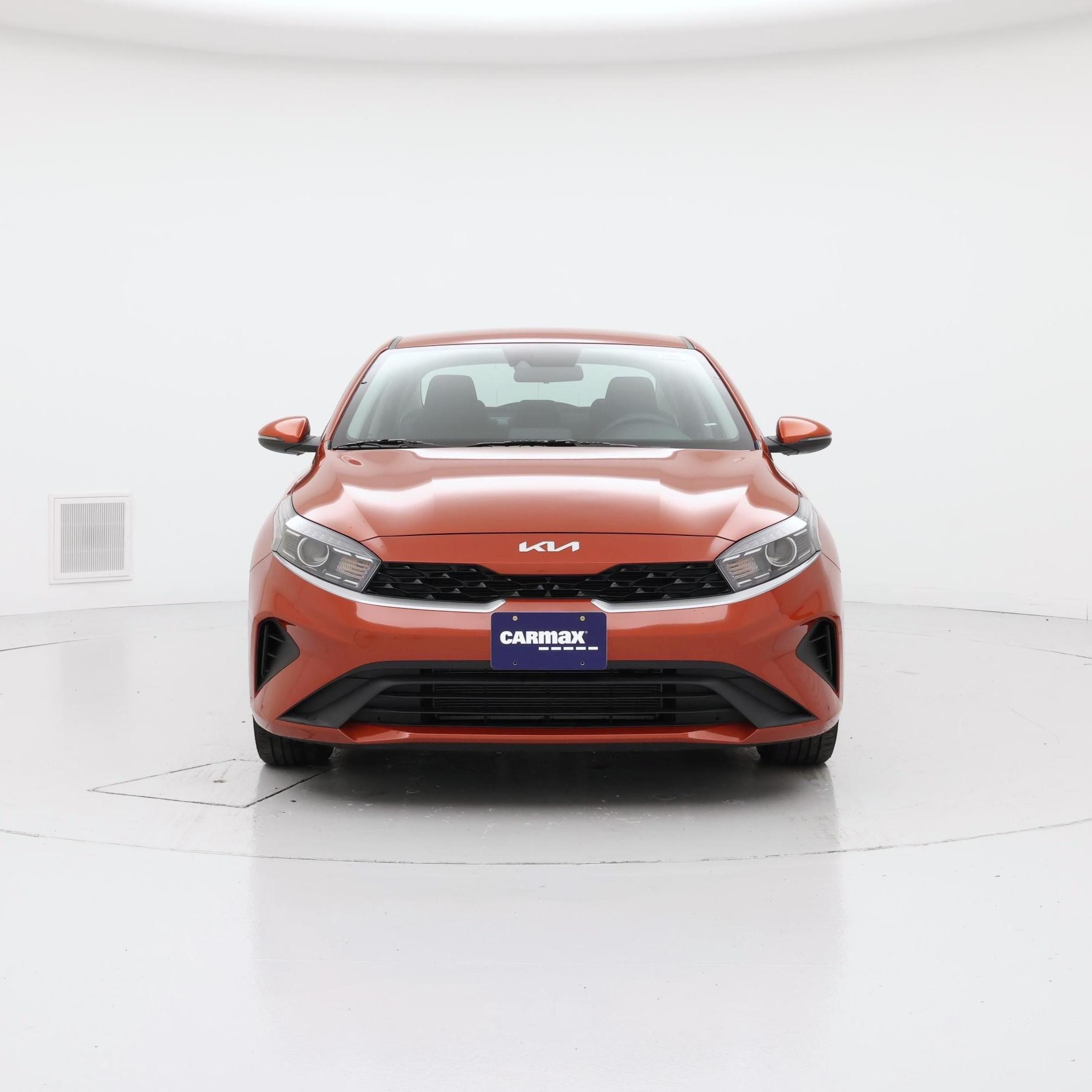 Thumbnail: 2023 Kia Forte - 5