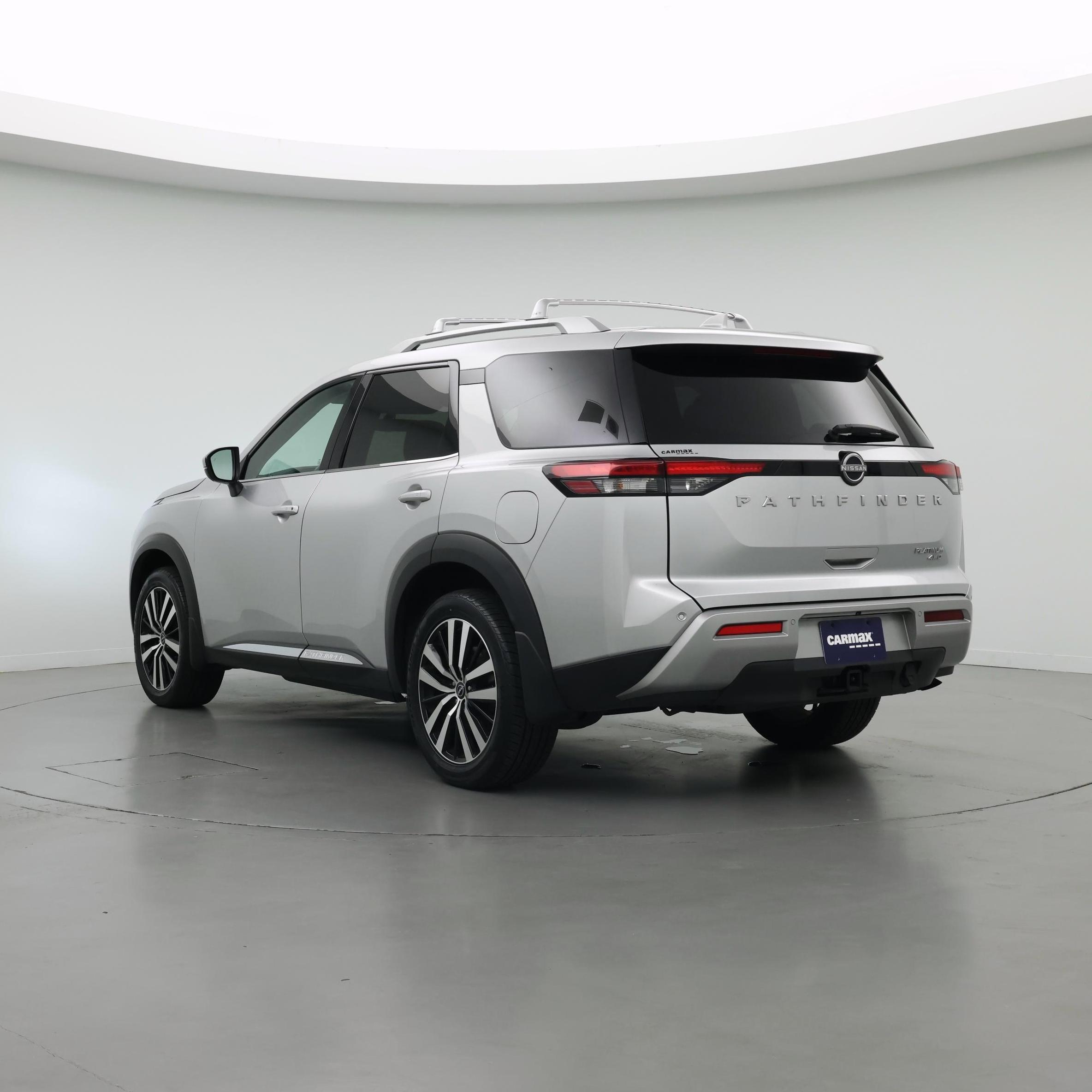 Thumbnail: 2023 Nissan Pathfinder - 2