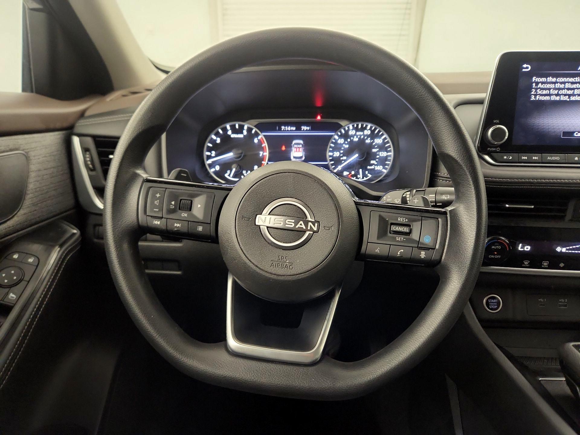 Thumbnail: 2023 Nissan Rogue - 10