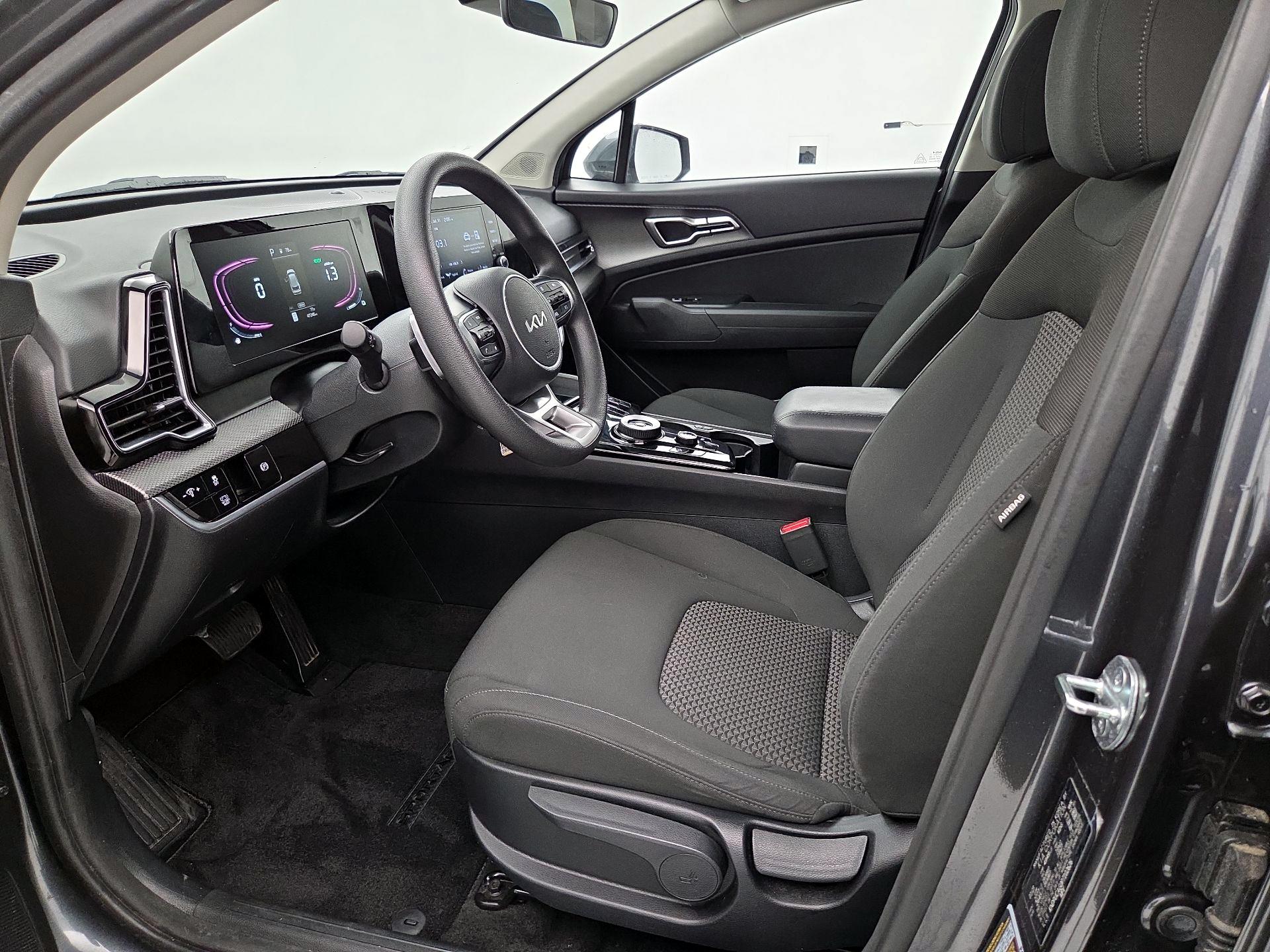 Thumbnail: 2023 Kia Sportage - 11