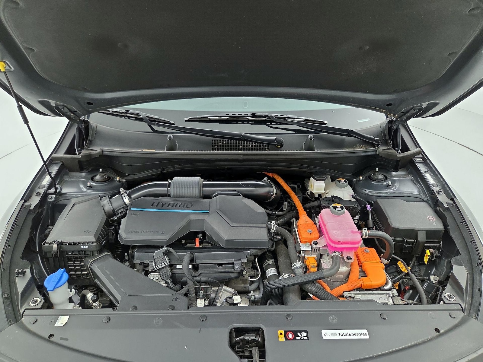 2023 Kia Sportage LX Hybrid - Photo 22