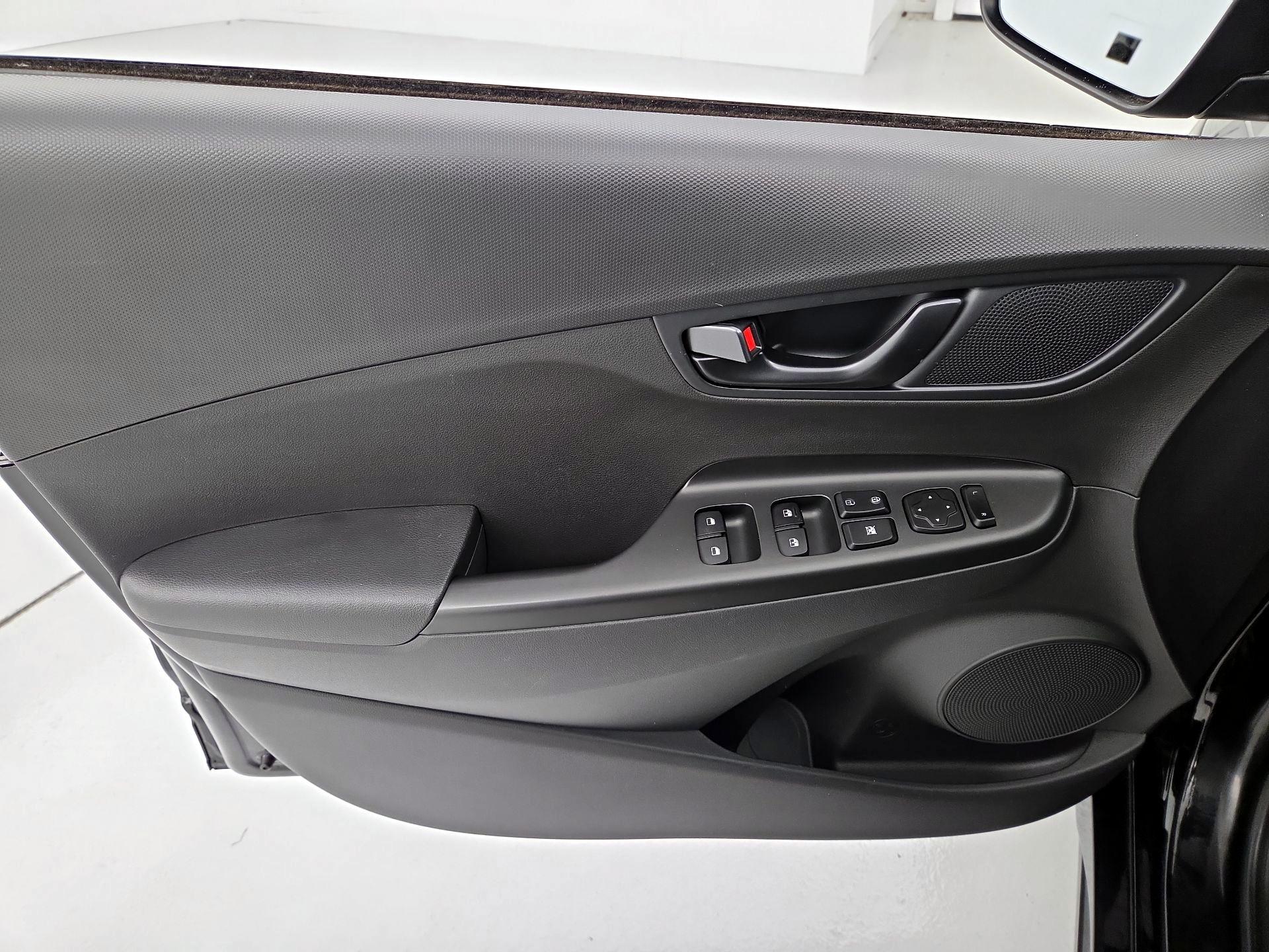 Thumbnail: 2023 Hyundai Kona - 12