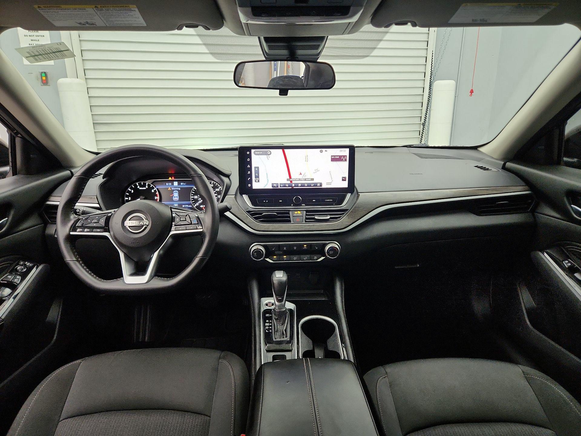 Thumbnail: 2023 Nissan Altima - 9