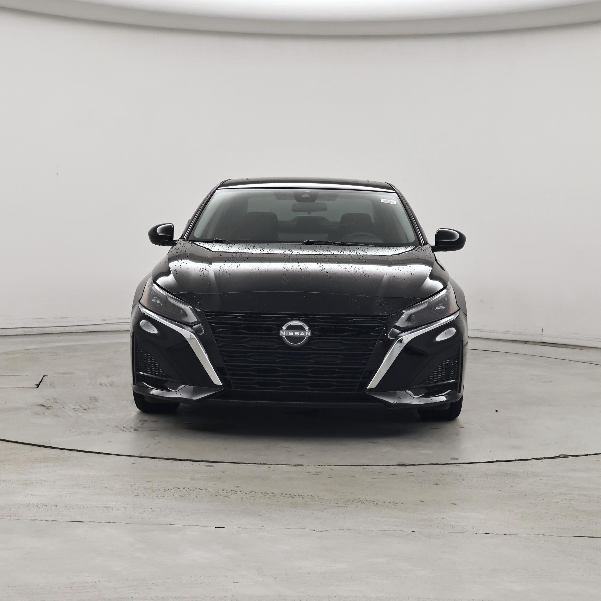 Thumbnail: 2023 Nissan Altima - 5