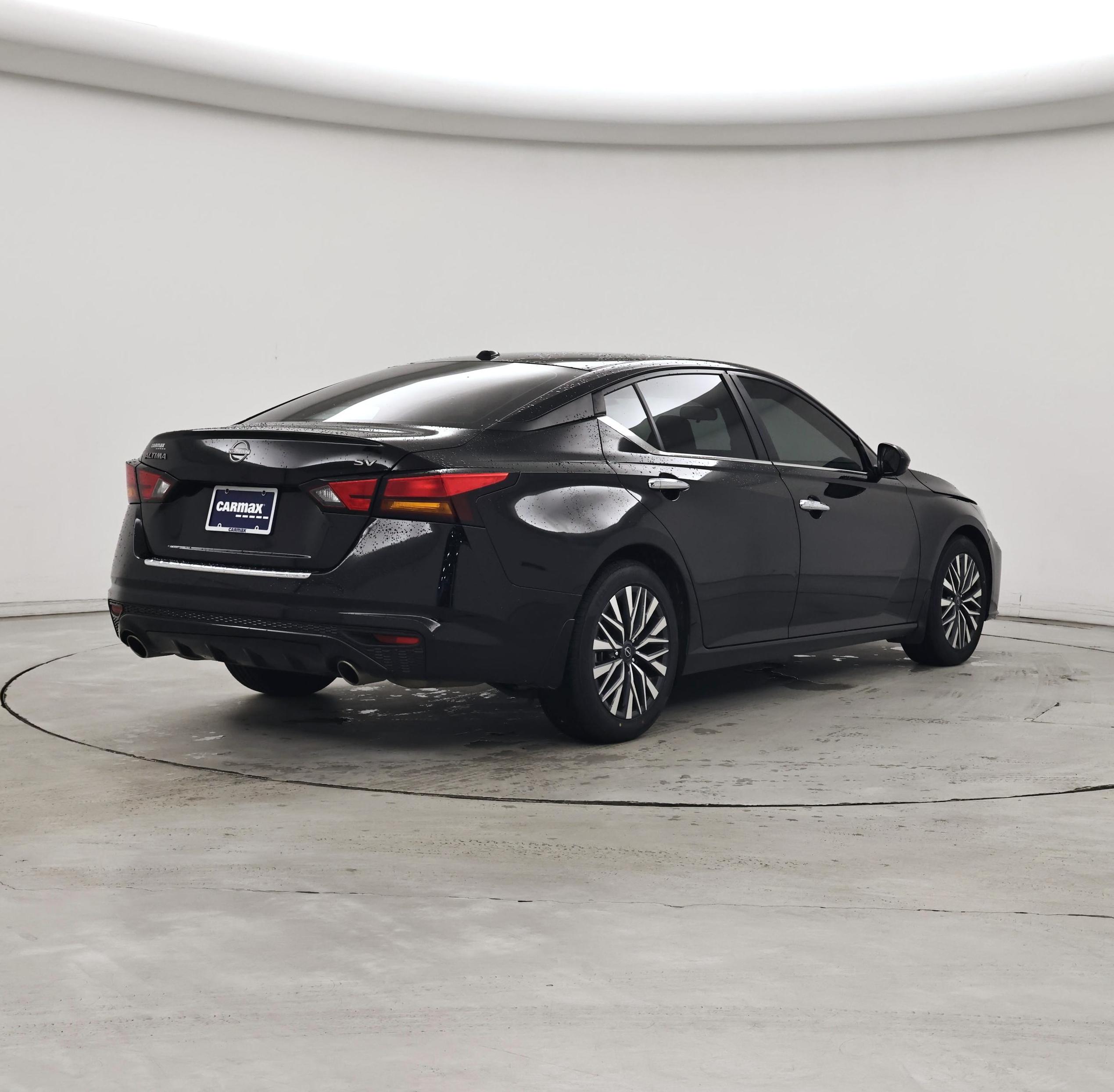 Thumbnail: 2023 Nissan Altima - 8