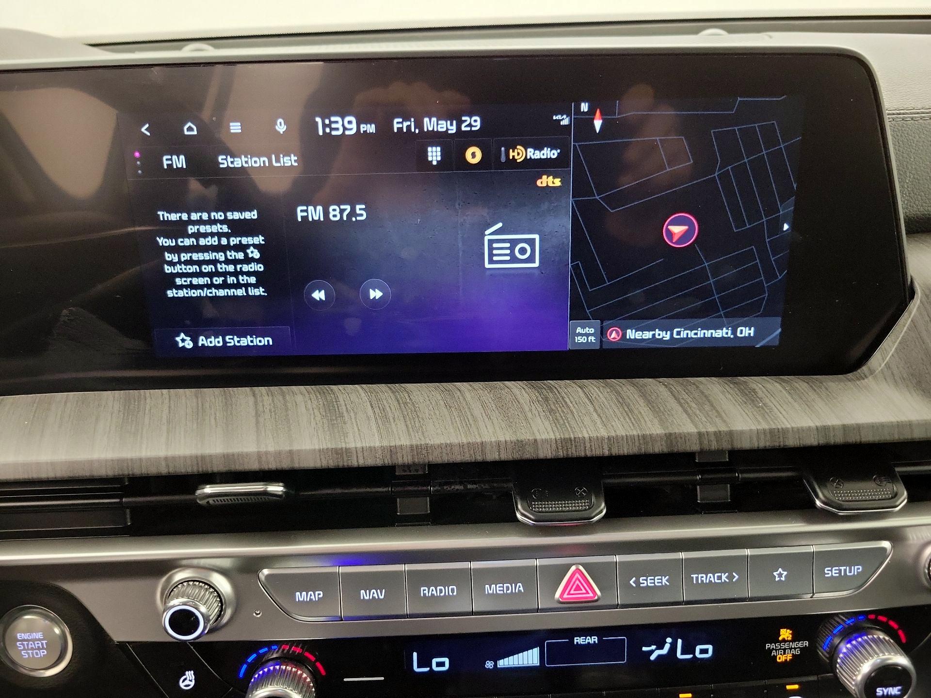 Thumbnail: 2023 Kia Telluride - 16