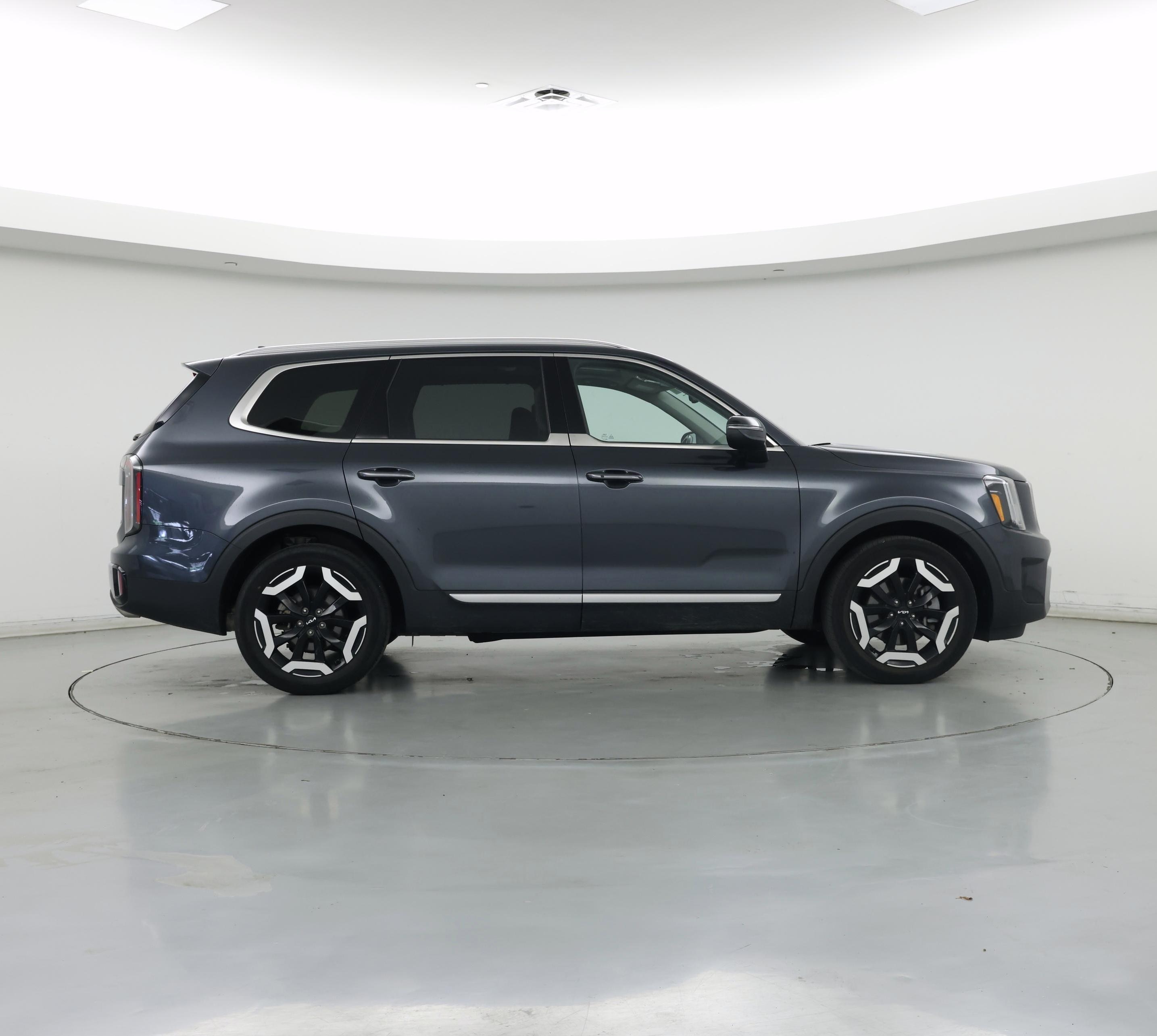 Thumbnail: 2023 Kia Telluride - 7