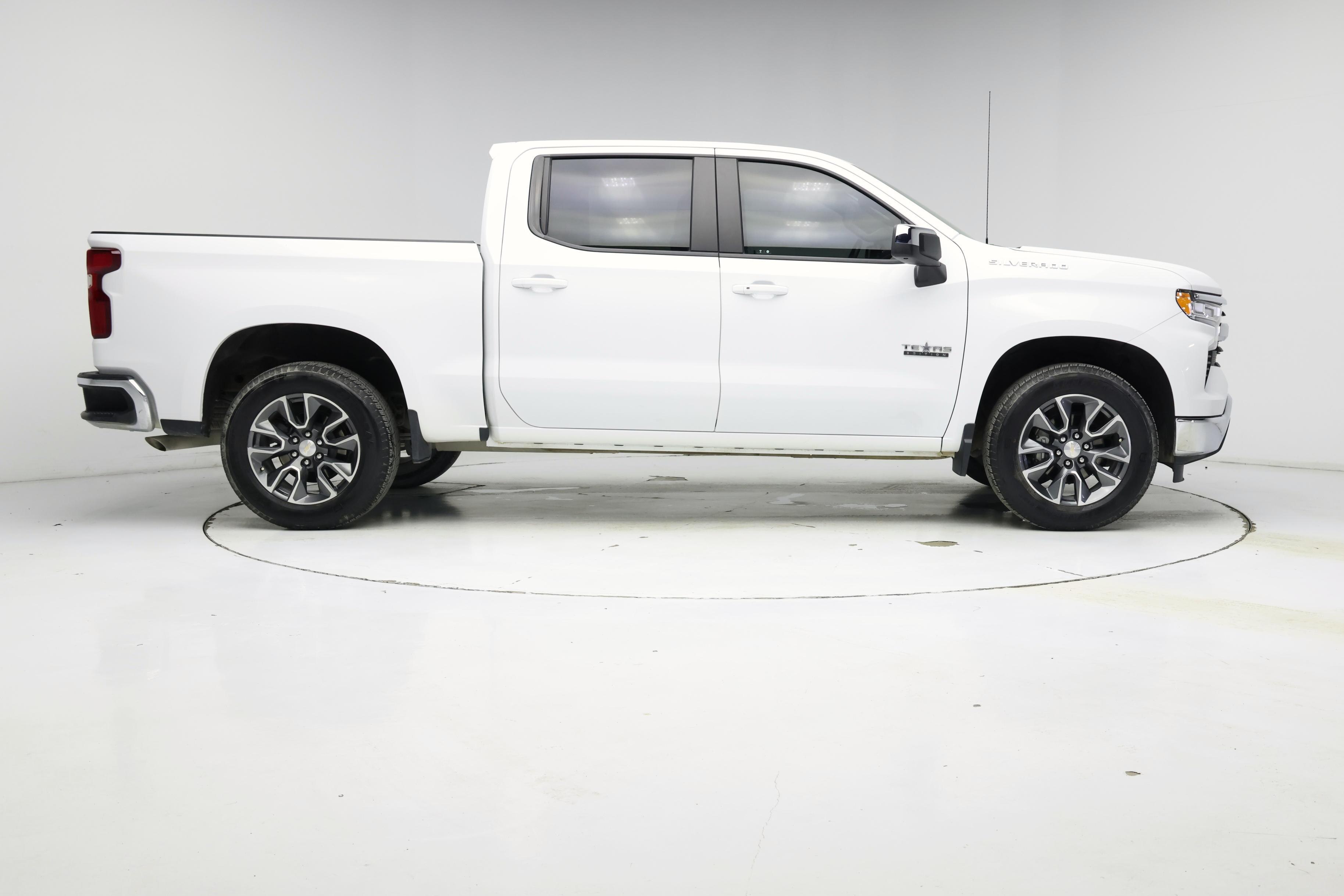 Thumbnail: 2022 Chevrolet Silverado 1500 - 7