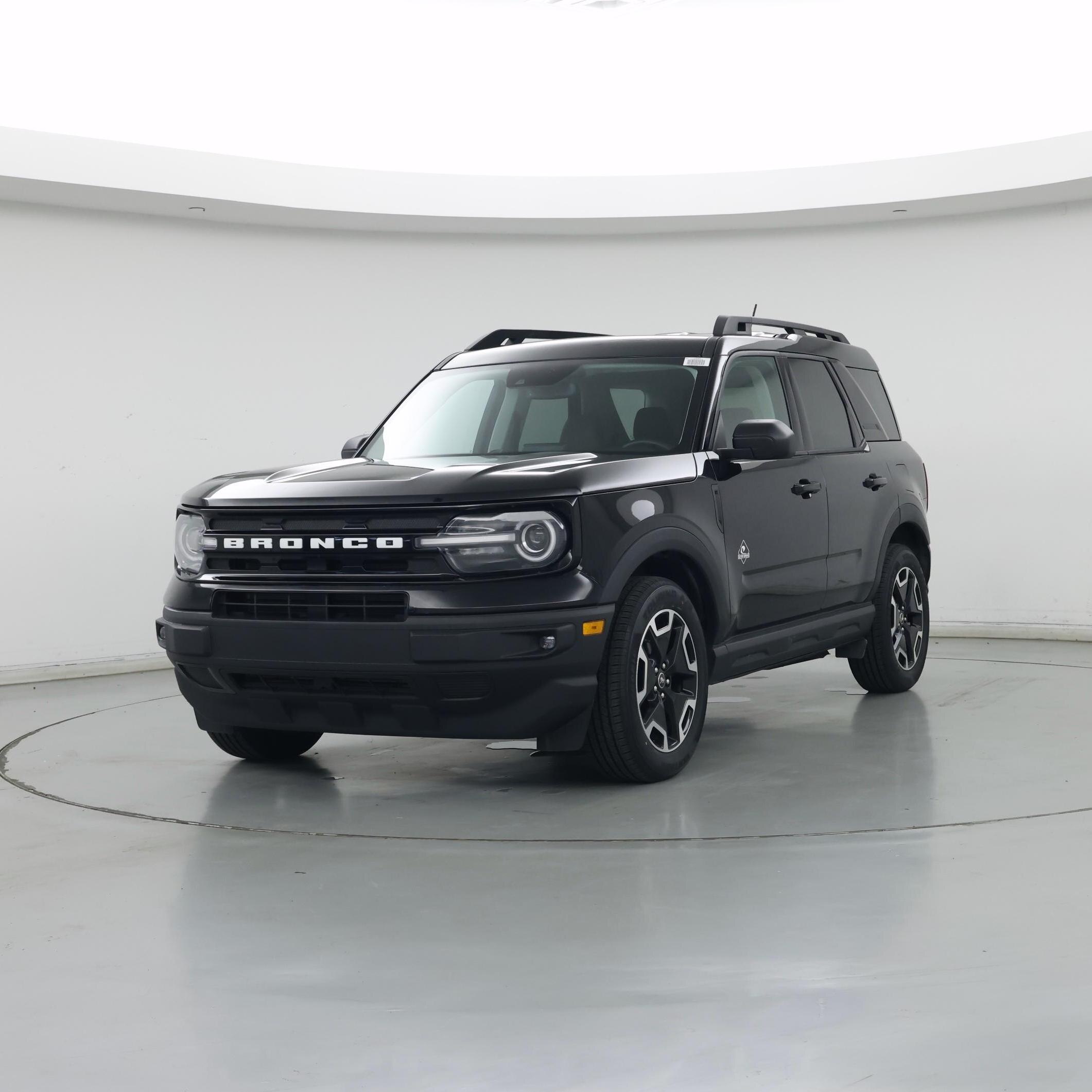 Thumbnail: 2023 Ford Bronco Sport - 4