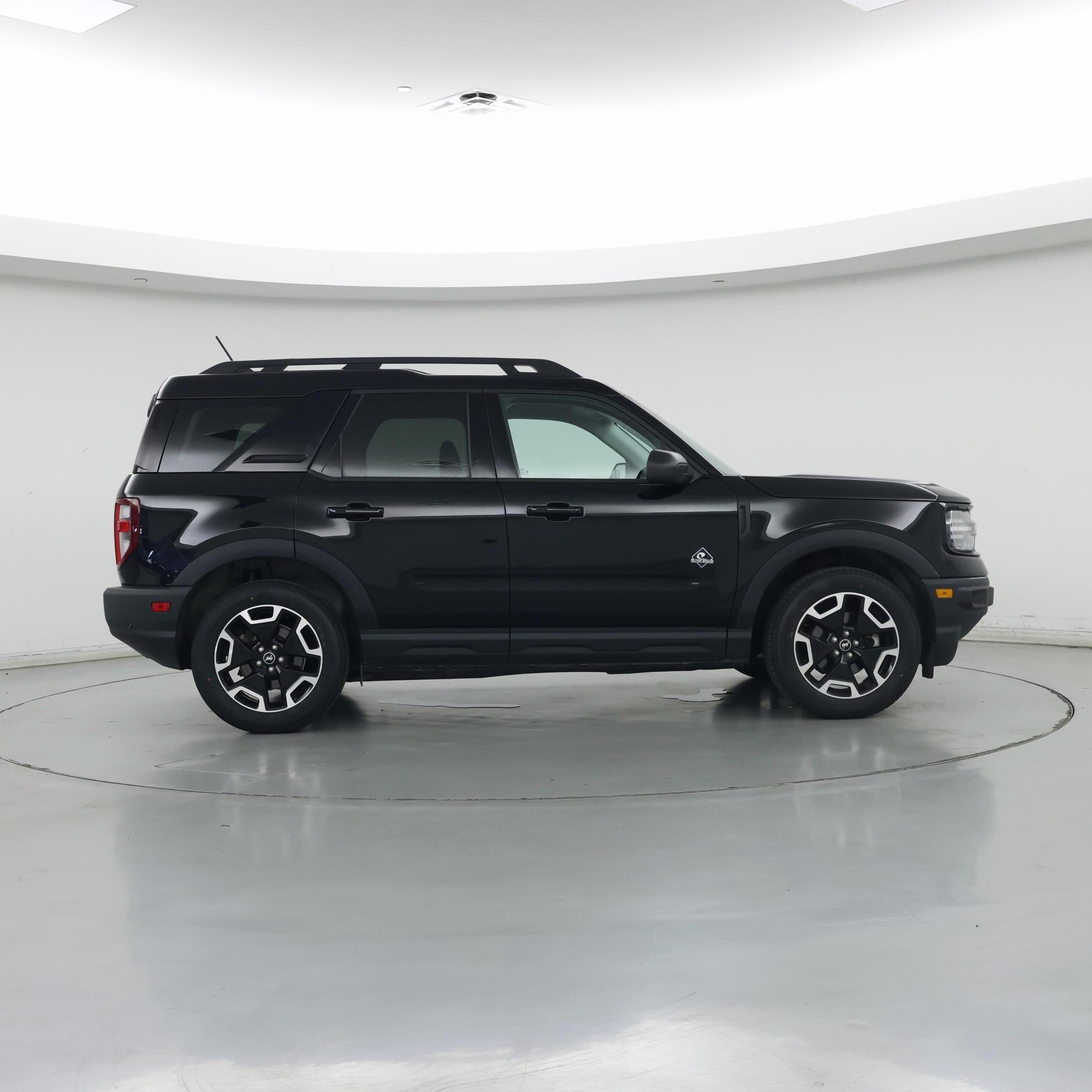 Thumbnail: 2023 Ford Bronco Sport - 7