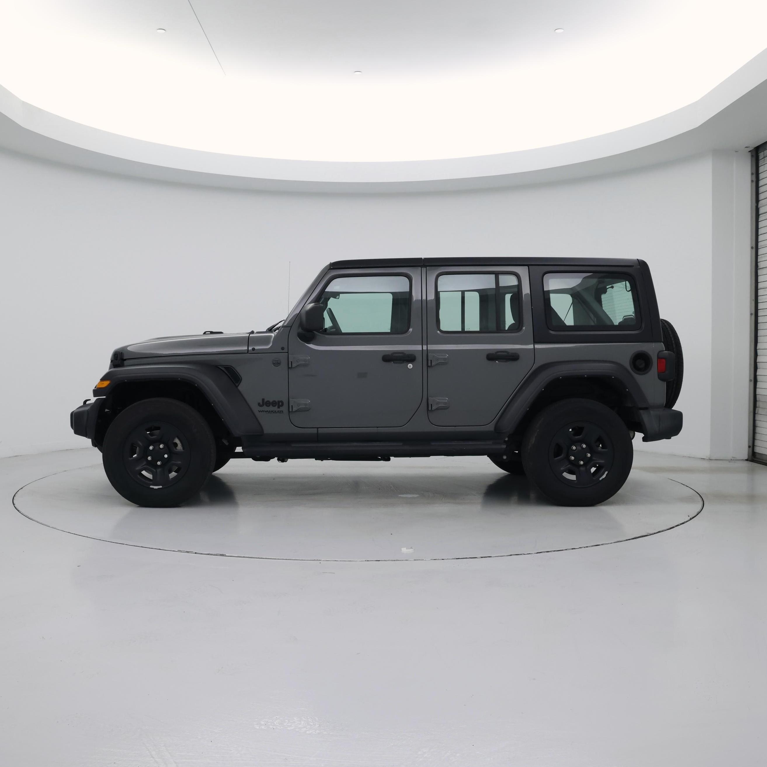 Thumbnail: 2022 Jeep Wrangler - 3