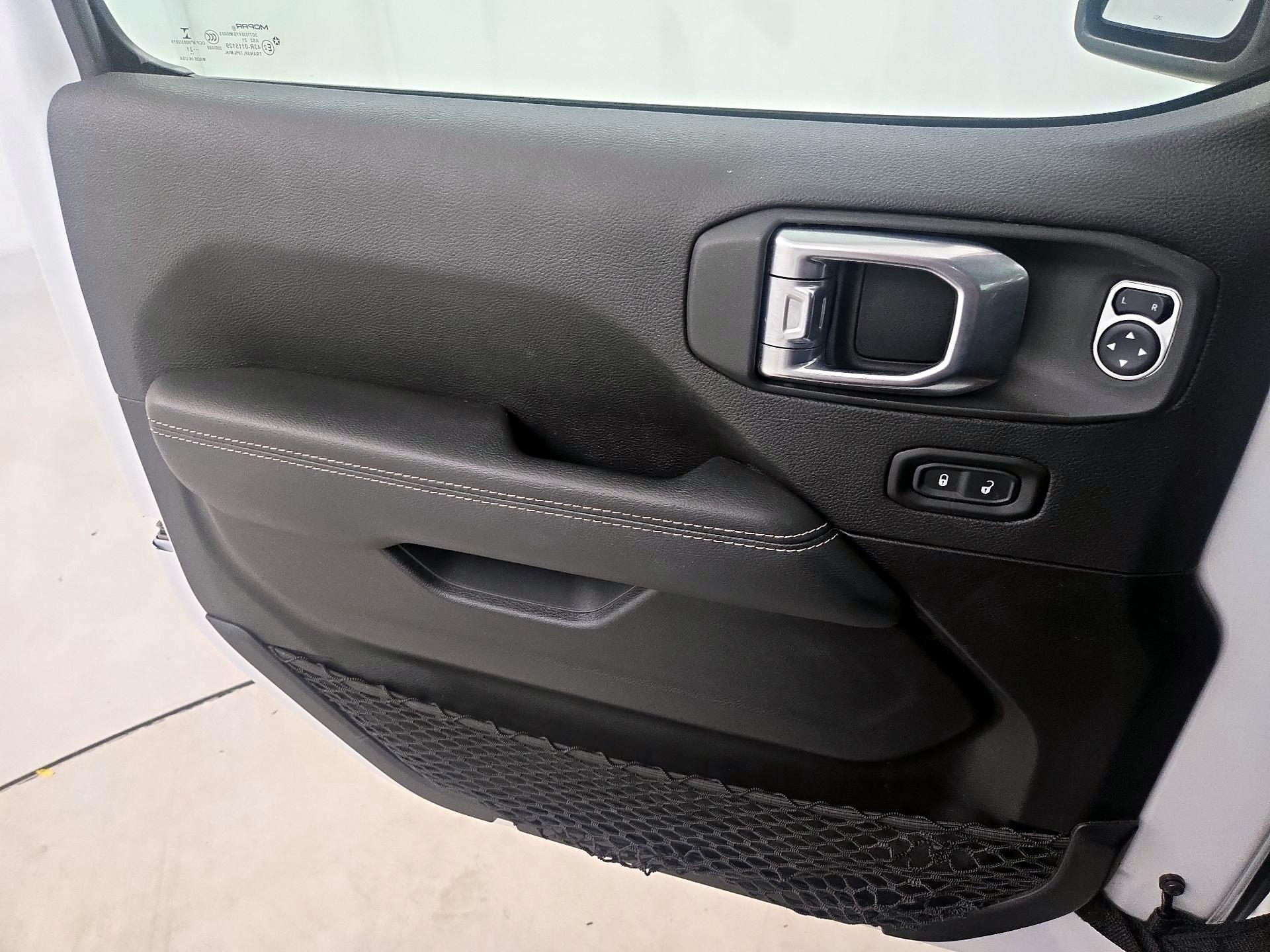 Thumbnail: 2021 Jeep Wrangler - 12