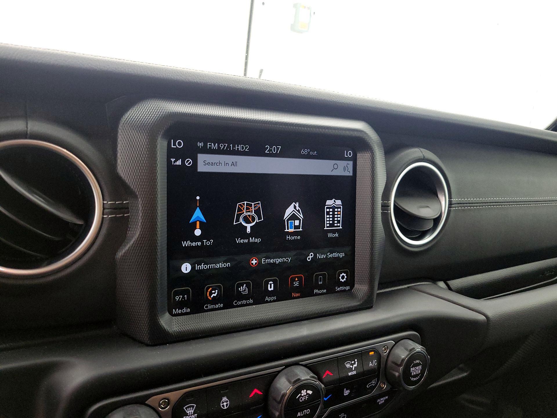 Thumbnail: 2022 Jeep Wrangler - 14