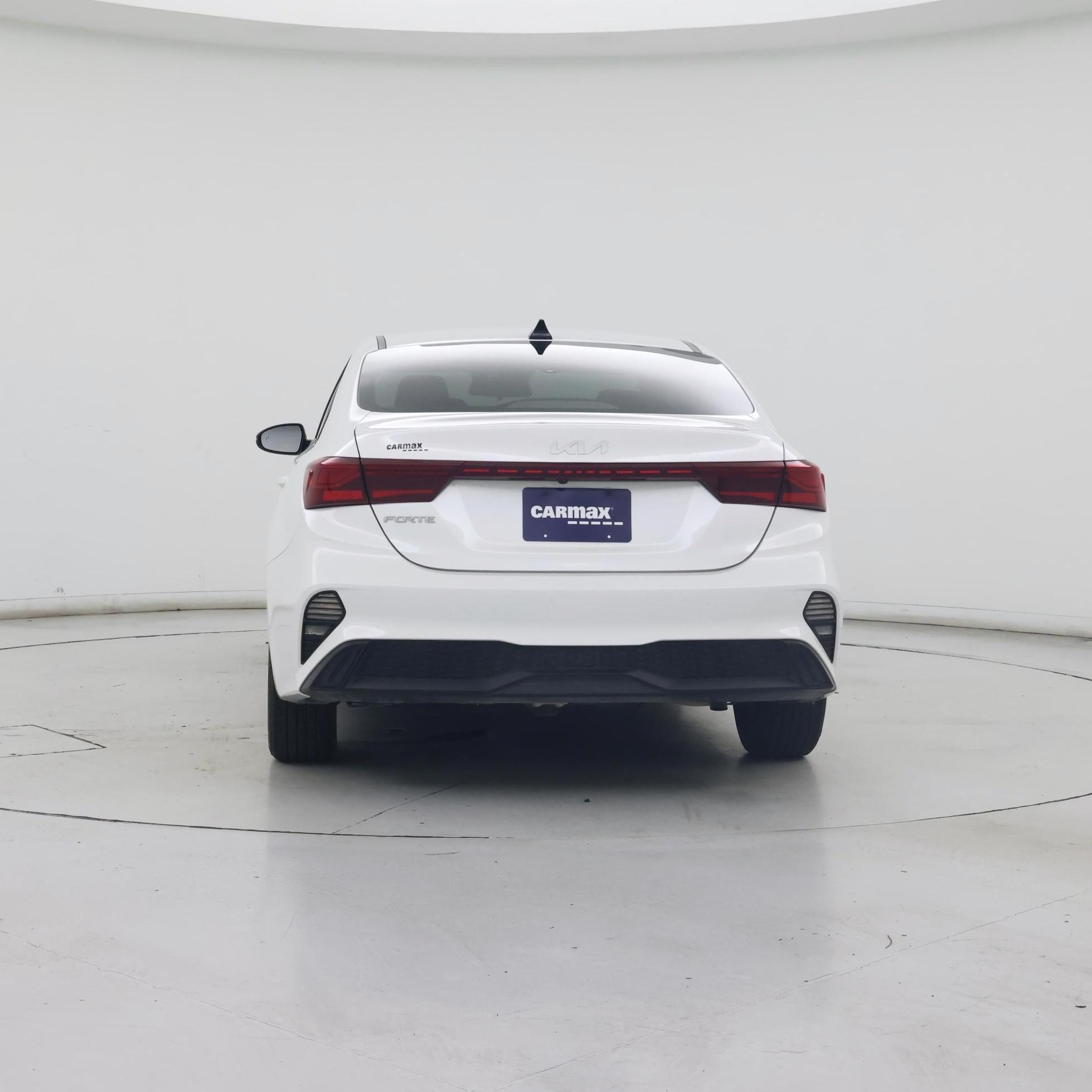 Thumbnail: 2024 Kia Forte - 6