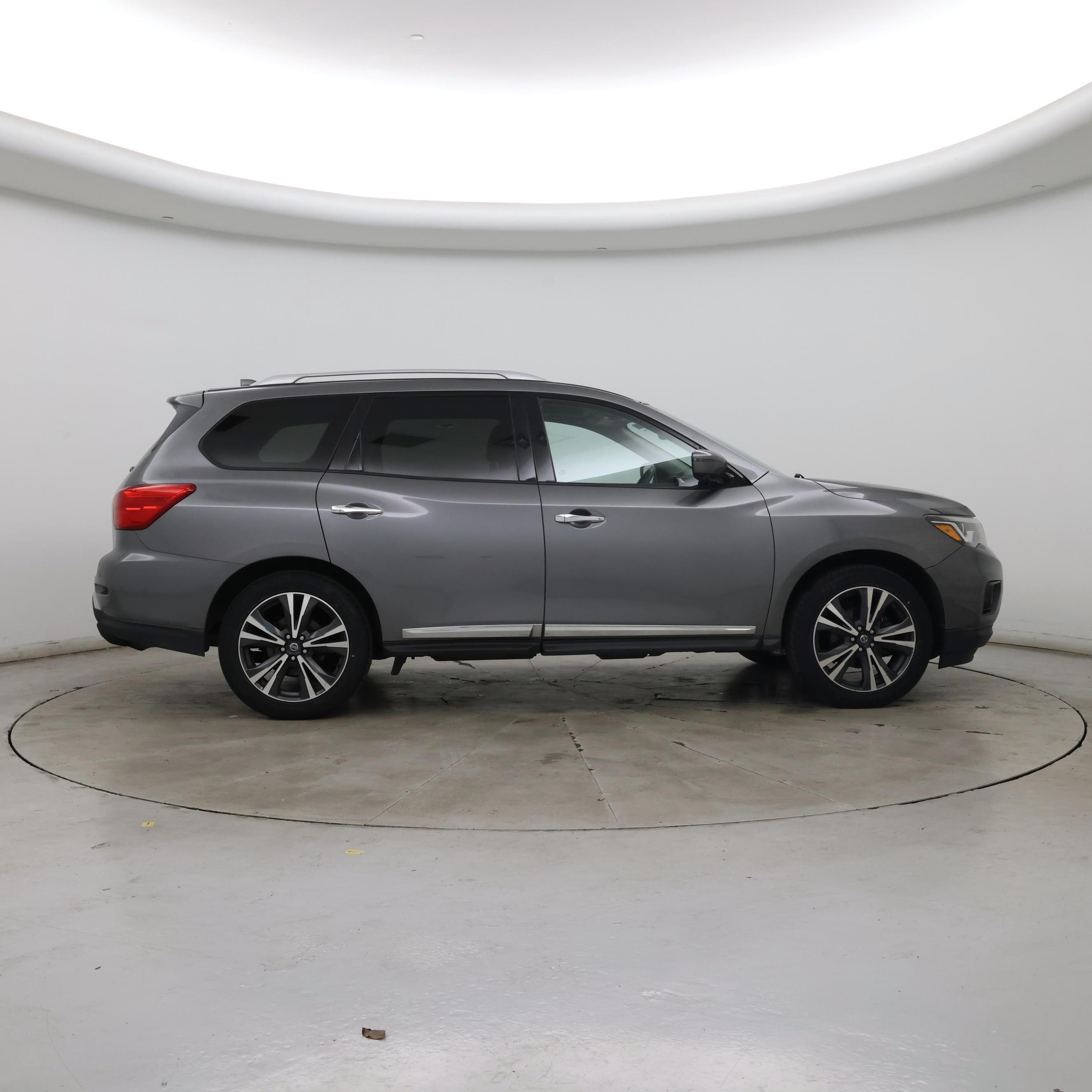 Thumbnail: 2020 Nissan Pathfinder - 7