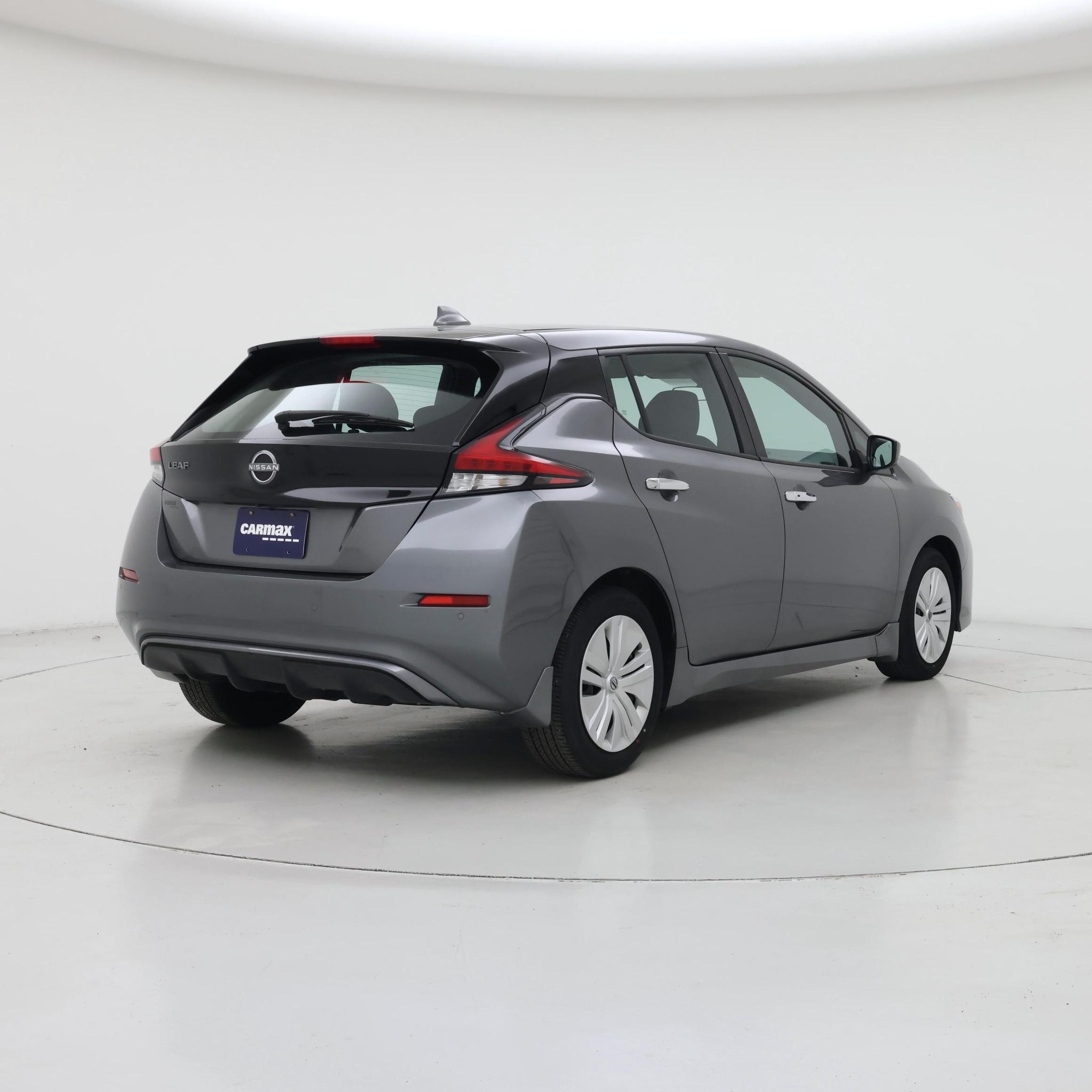 Thumbnail: 2025 Nissan Leaf - 8