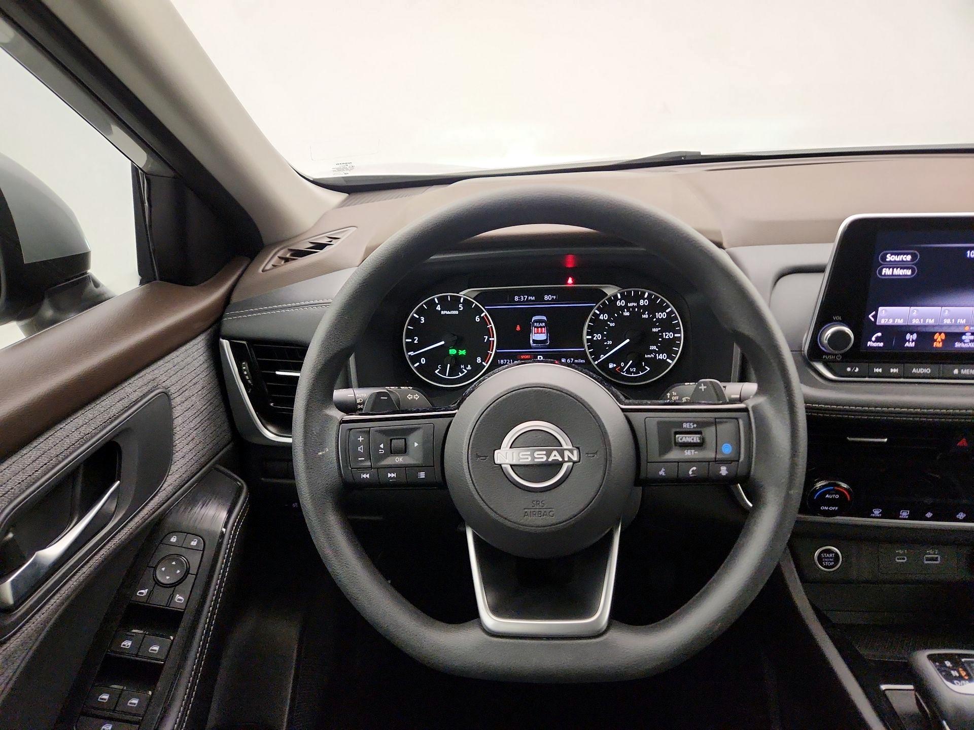 Thumbnail: 2023 Nissan Rogue - 10
