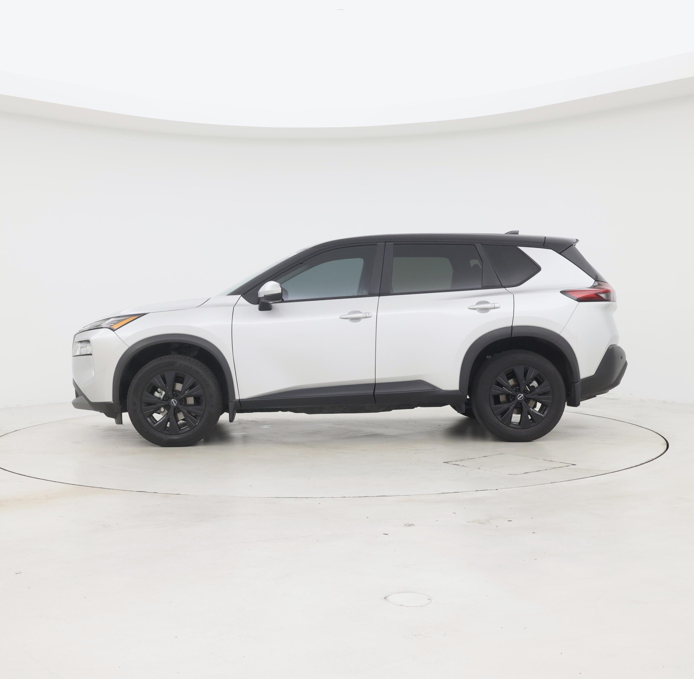 Thumbnail: 2023 Nissan Rogue - 3