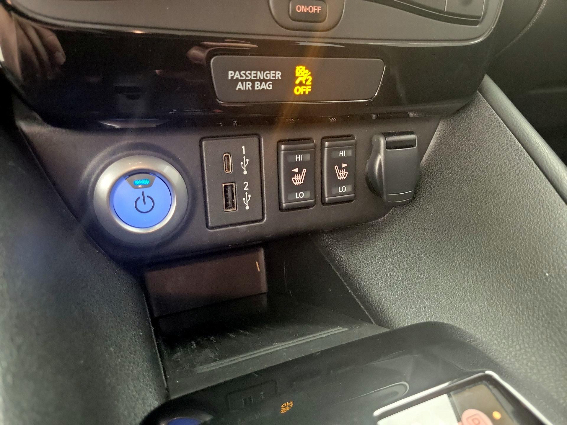 Thumbnail: 2024 Nissan Leaf - 19