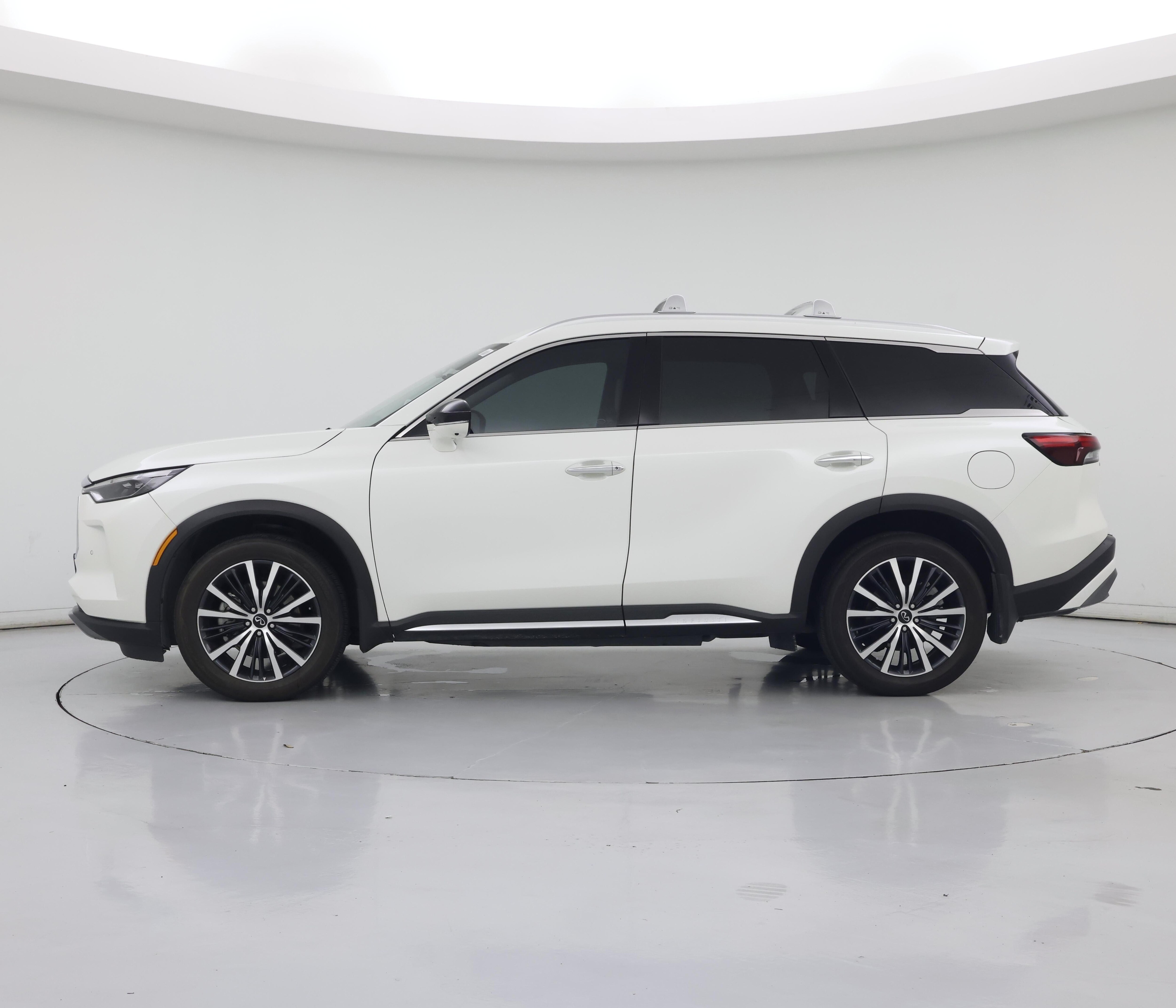 Thumbnail: 2023 INFINITI QX60 - 3