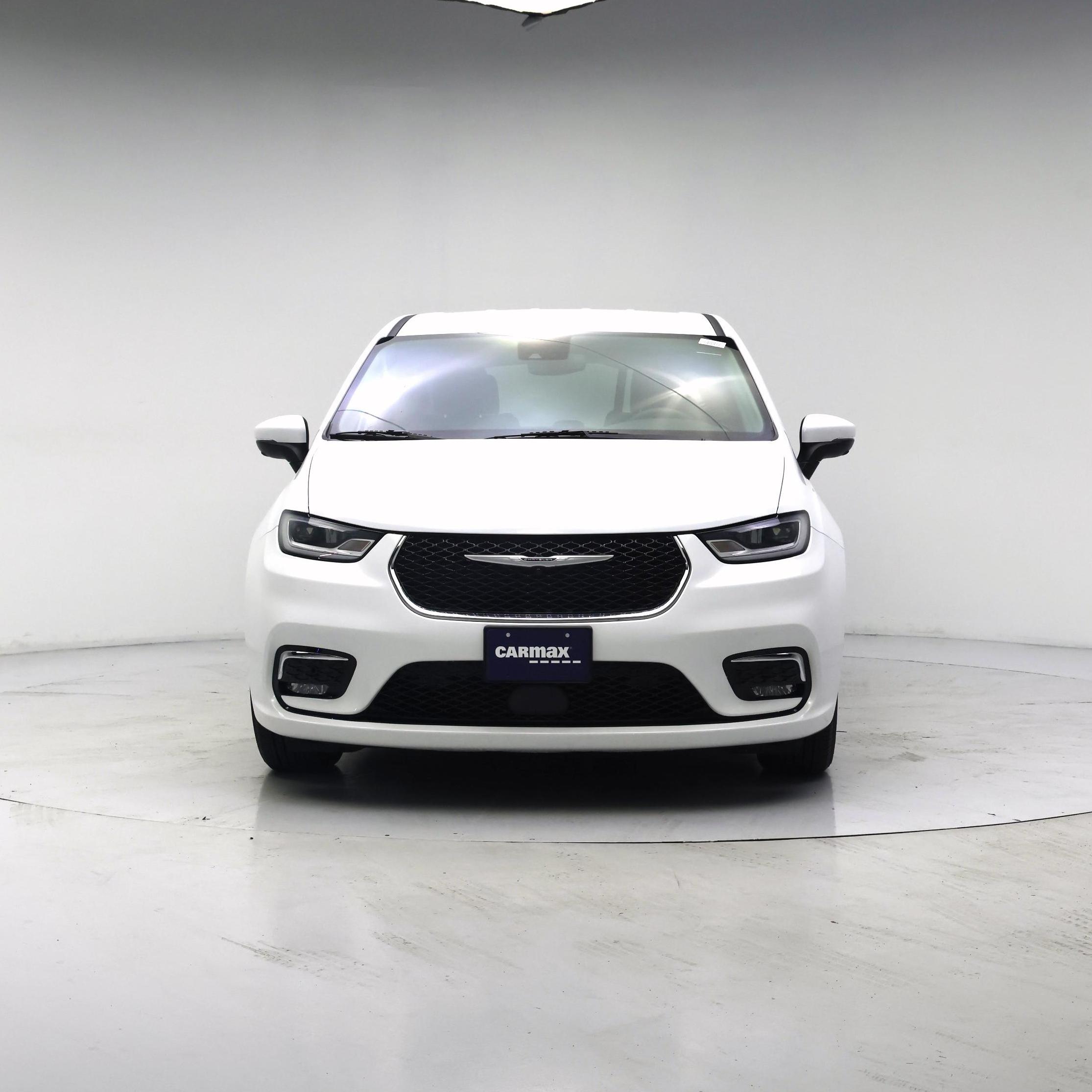 Thumbnail: 2023 Chrysler Pacifica - 5