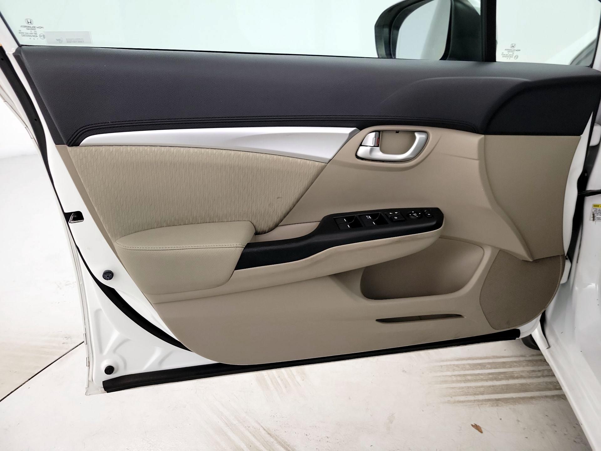 Thumbnail: 2015 Honda Civic - 12