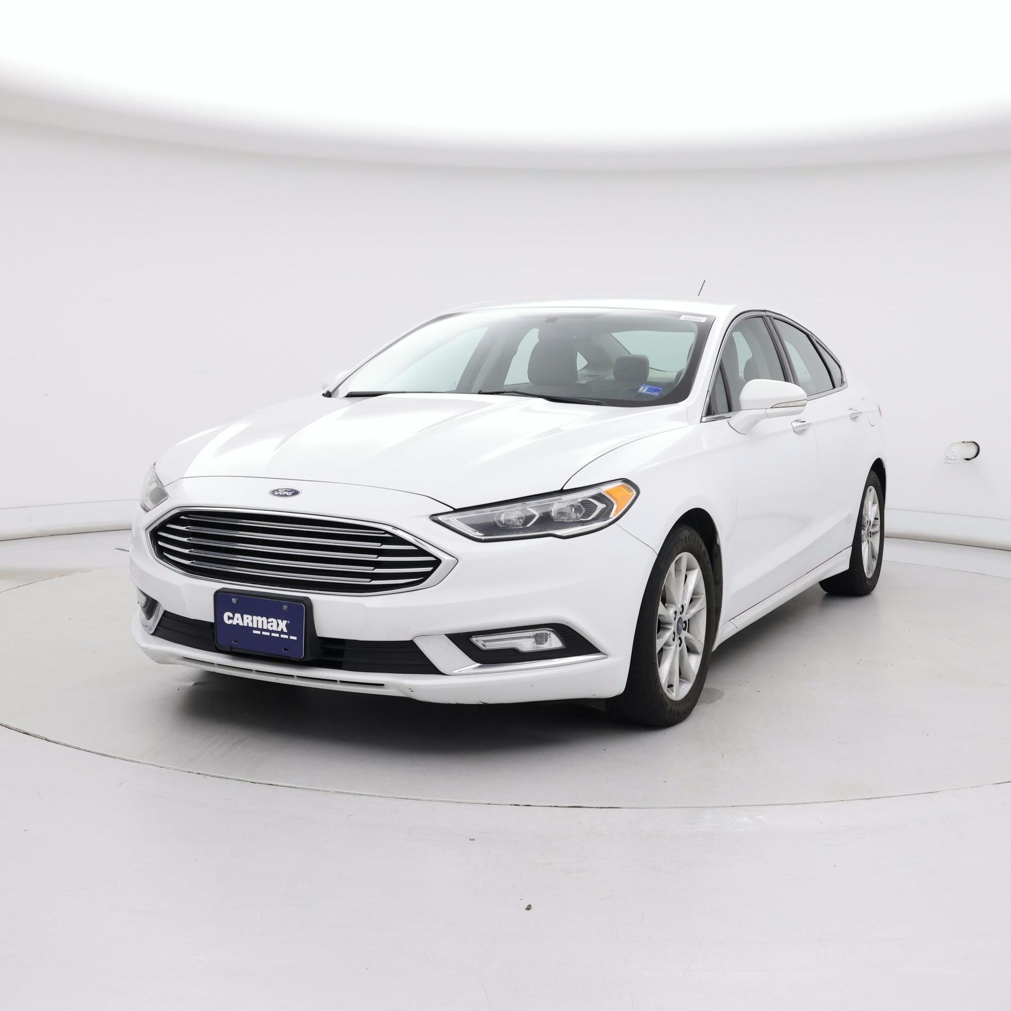 Thumbnail: 2017 Ford Fusion - 4