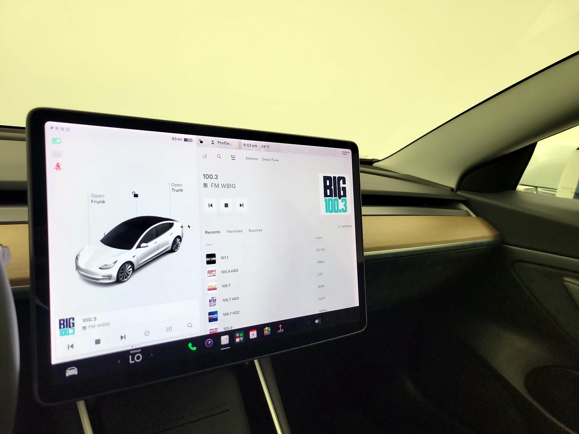 Thumbnail: 2020 Tesla Model 3 - 15