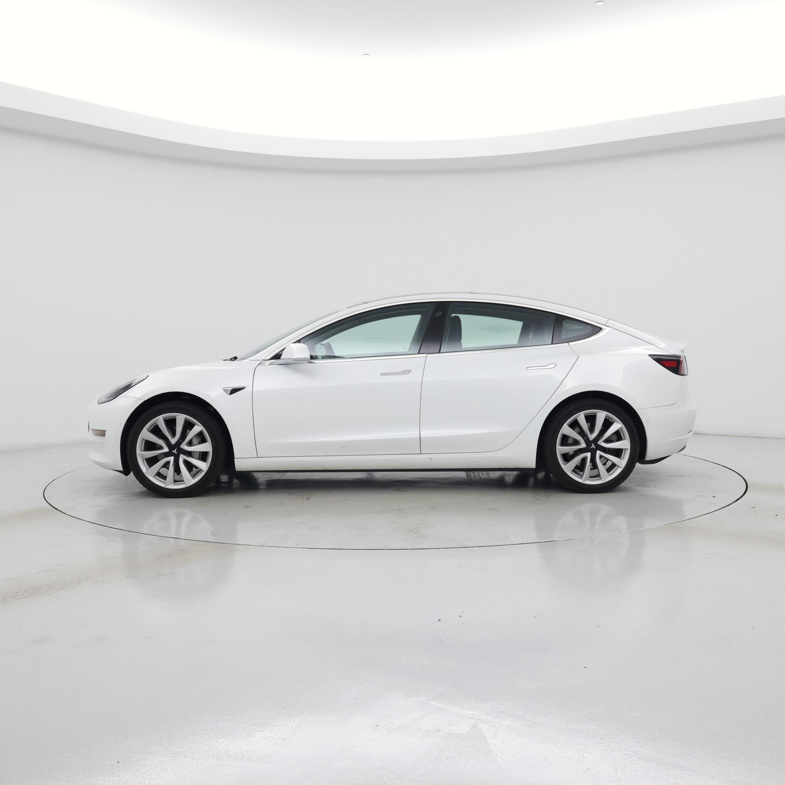 Thumbnail: 2020 Tesla Model 3 - 3
