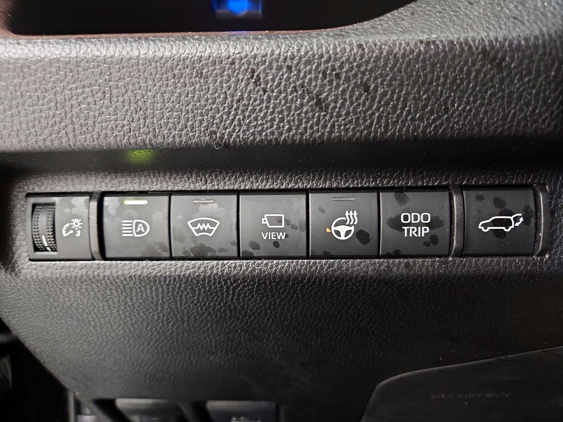 Thumbnail: 2025 Toyota RAV4 - 13