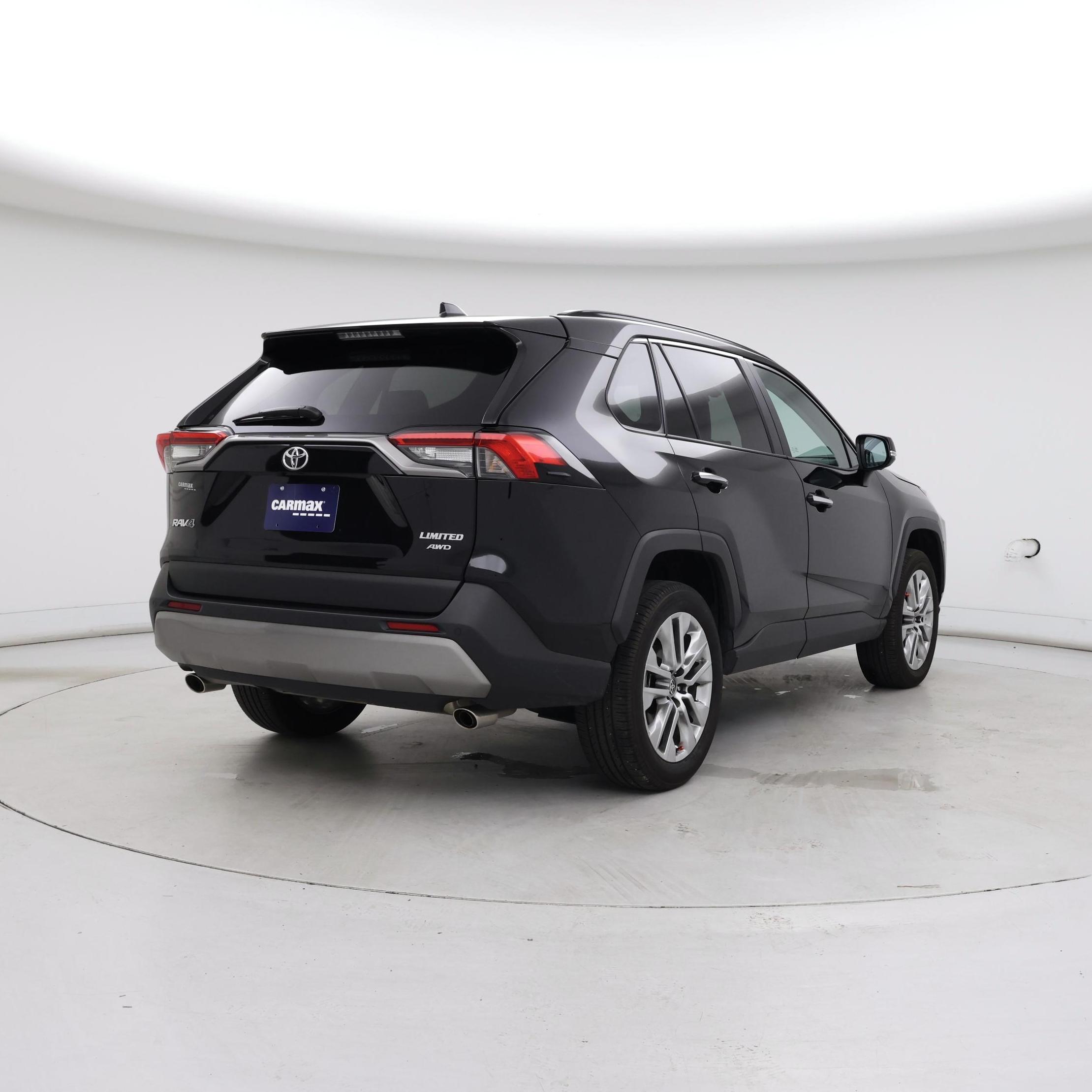 Thumbnail: 2025 Toyota RAV4 - 8