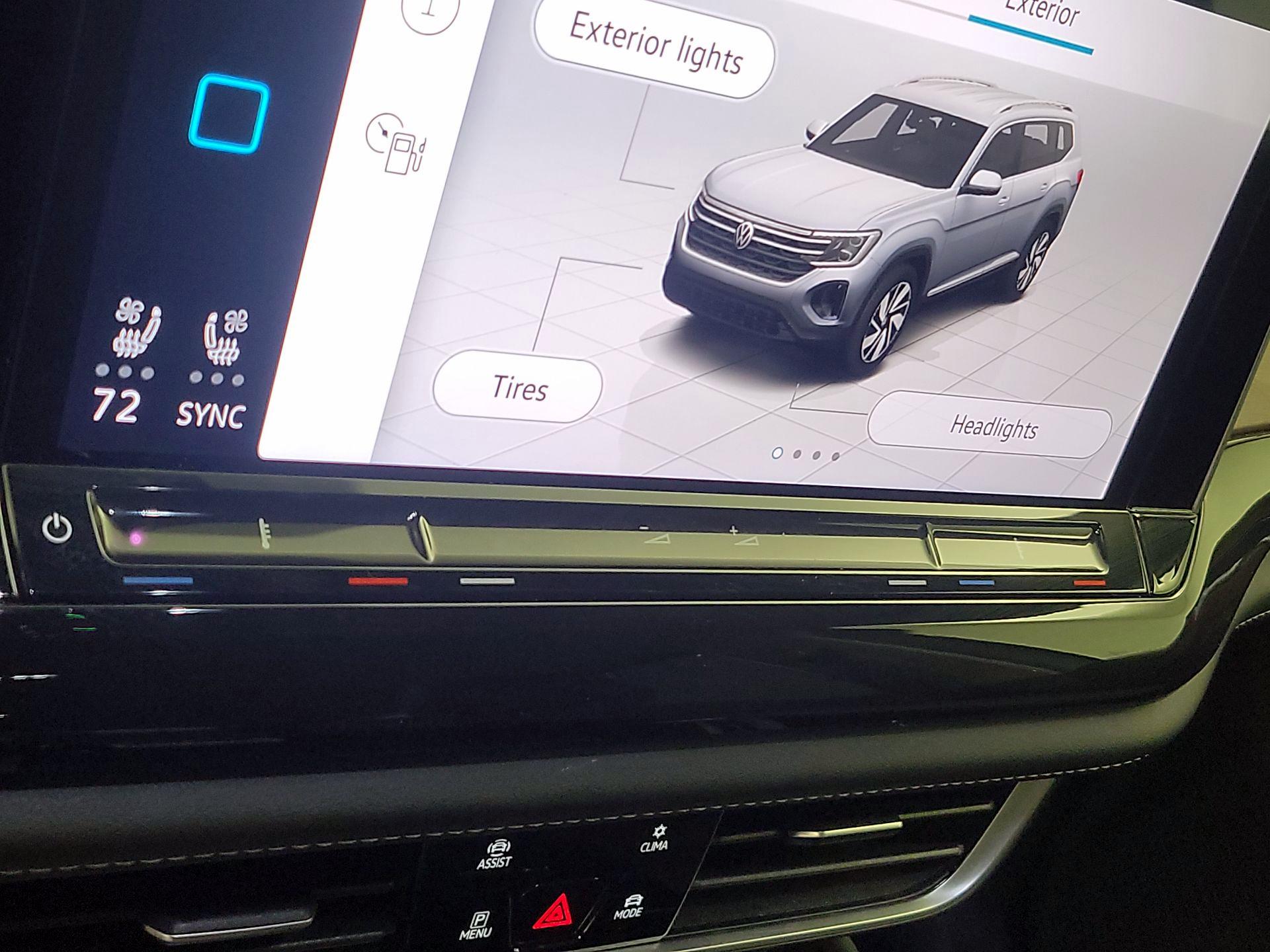 Thumbnail: 2025 Volkswagen Atlas - 16